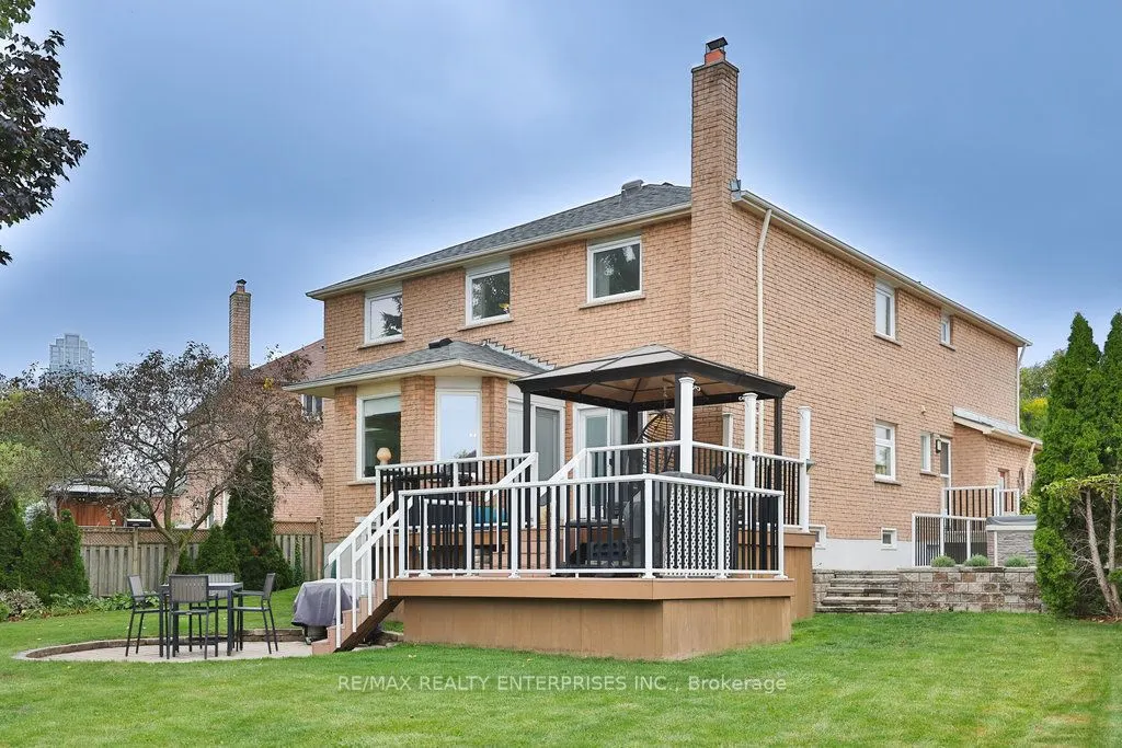 431 Naomi Crescent
