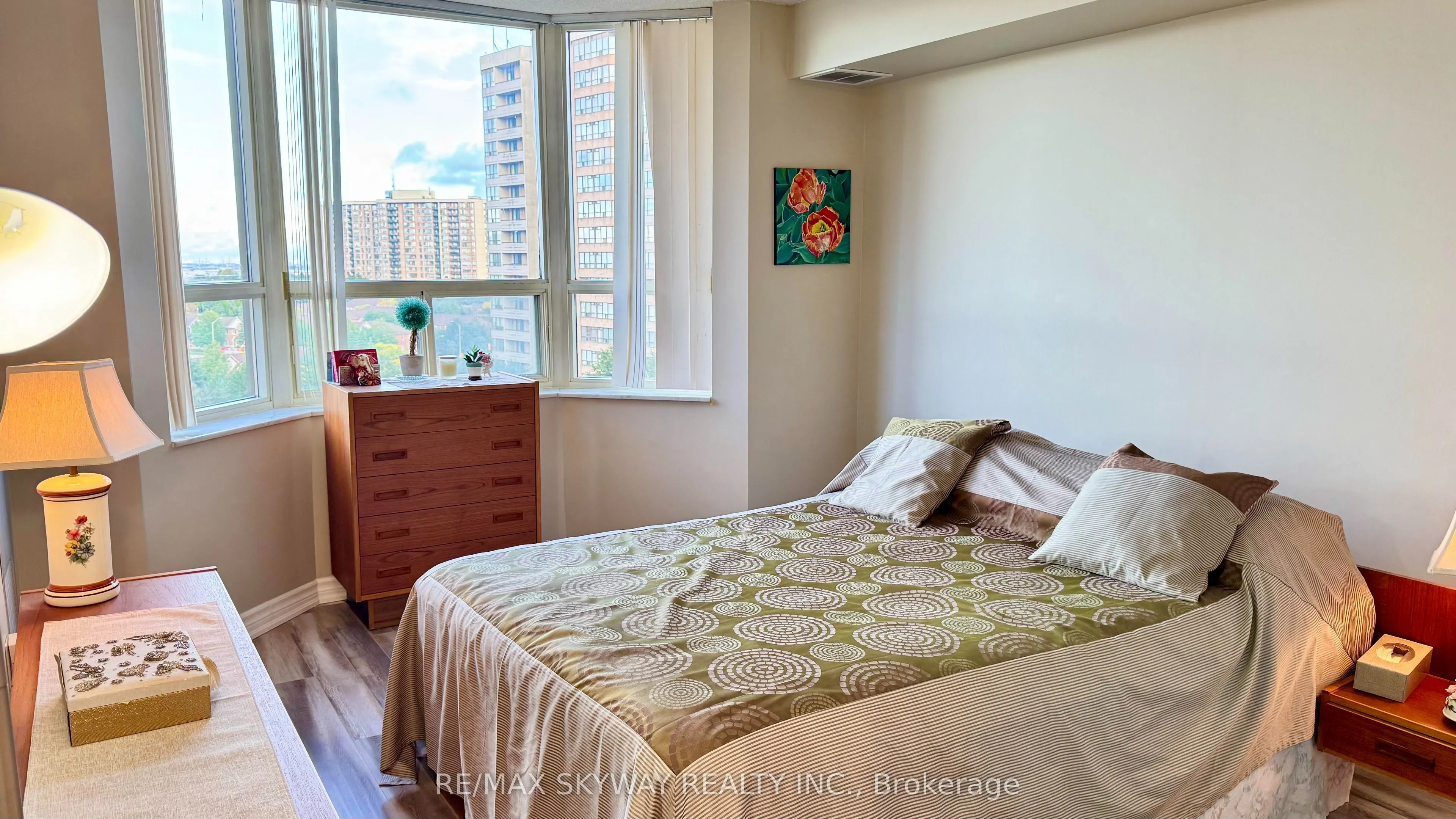 30 Malta Avenue, #909