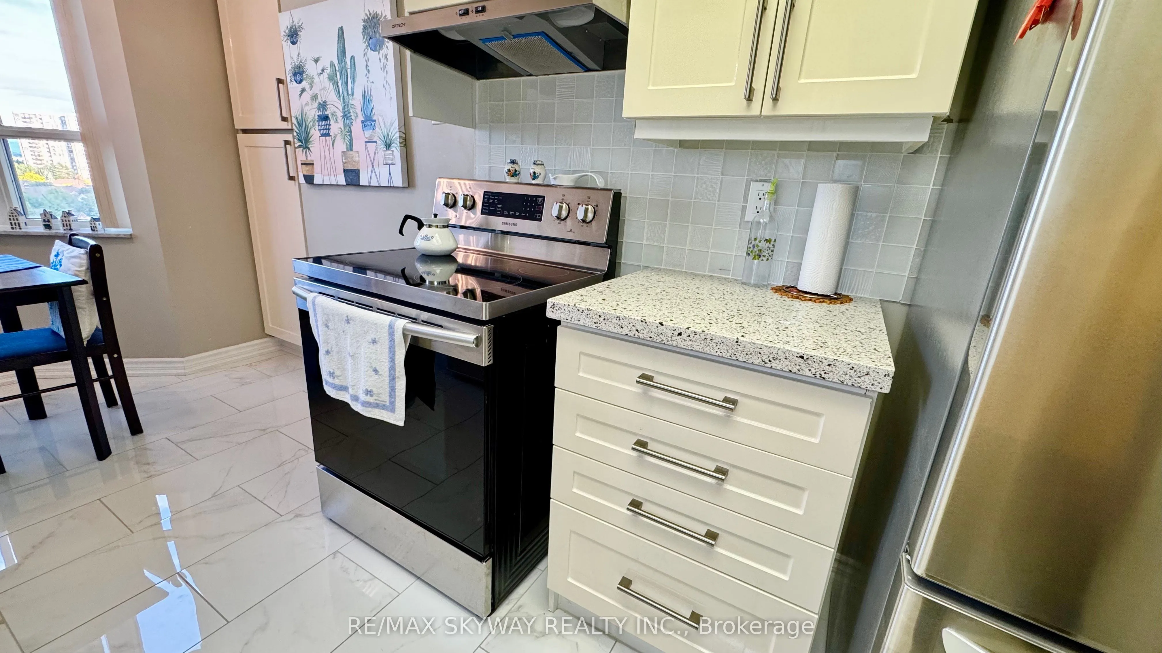 30 Malta Avenue, #909
