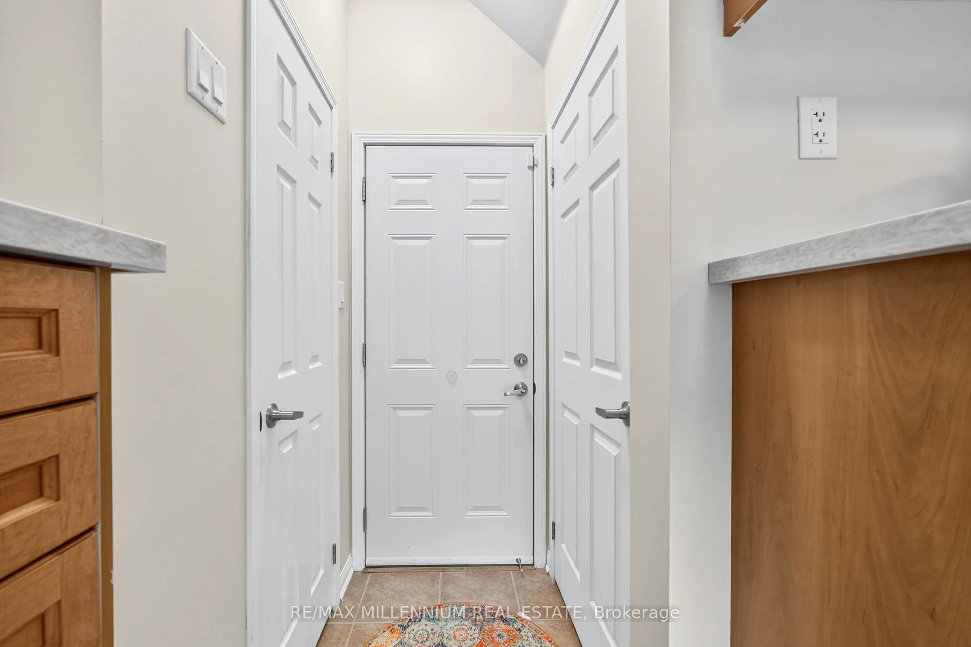 828 Herman Way