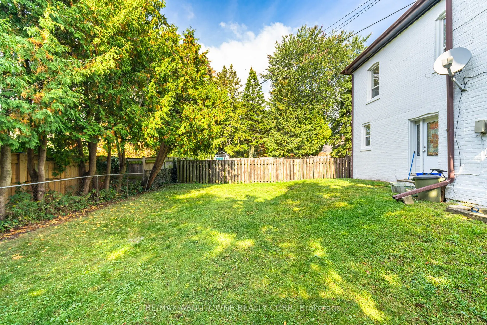 486 Holtby Avenue, #3