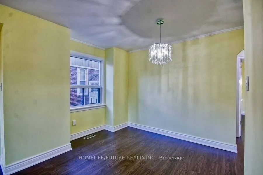 53 Burlingame Road, #Main Fl
