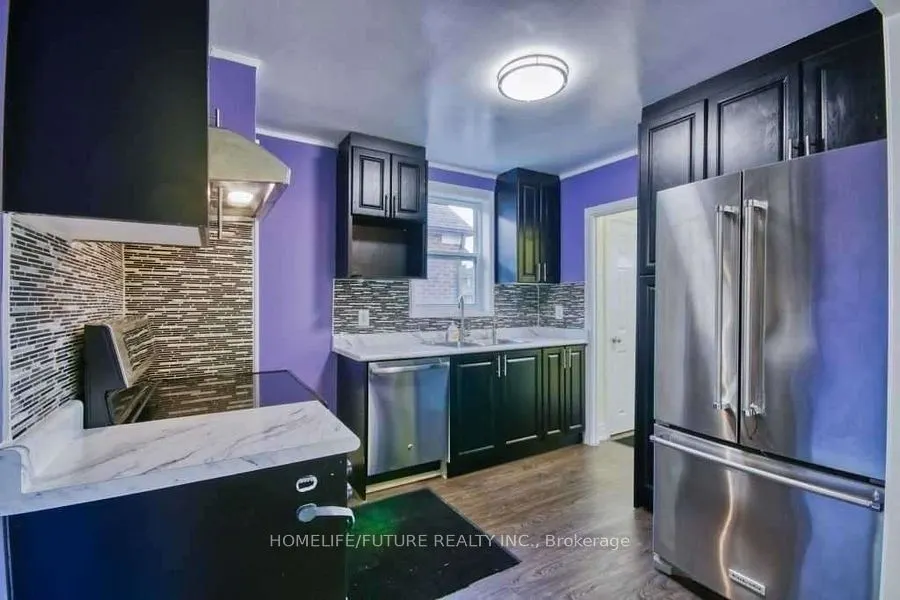 53 Burlingame Road, #Main Fl