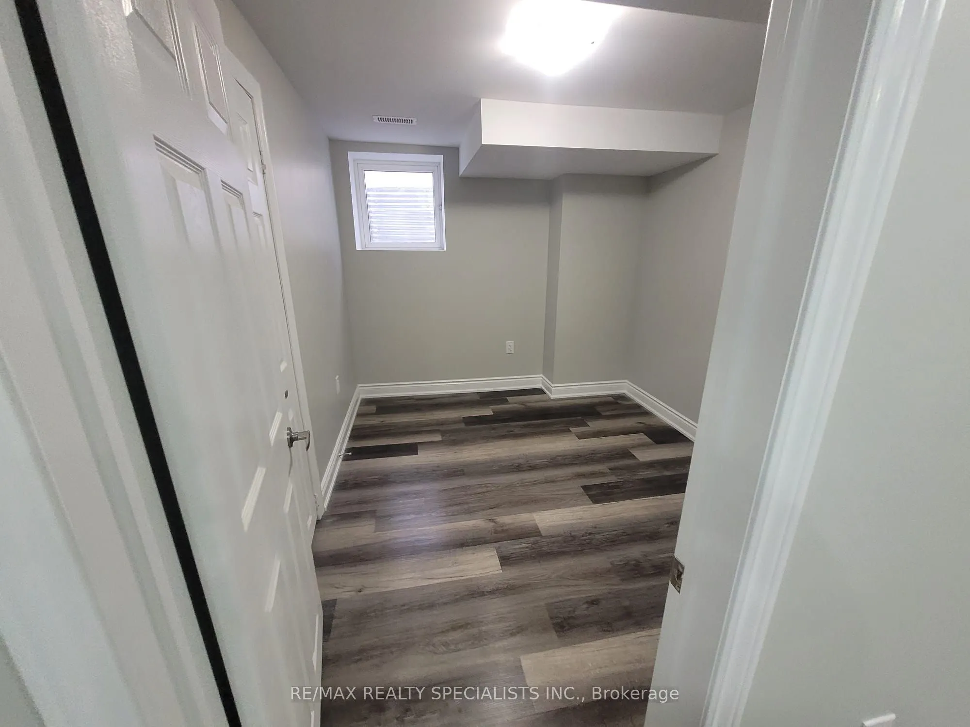 22 Furrows End