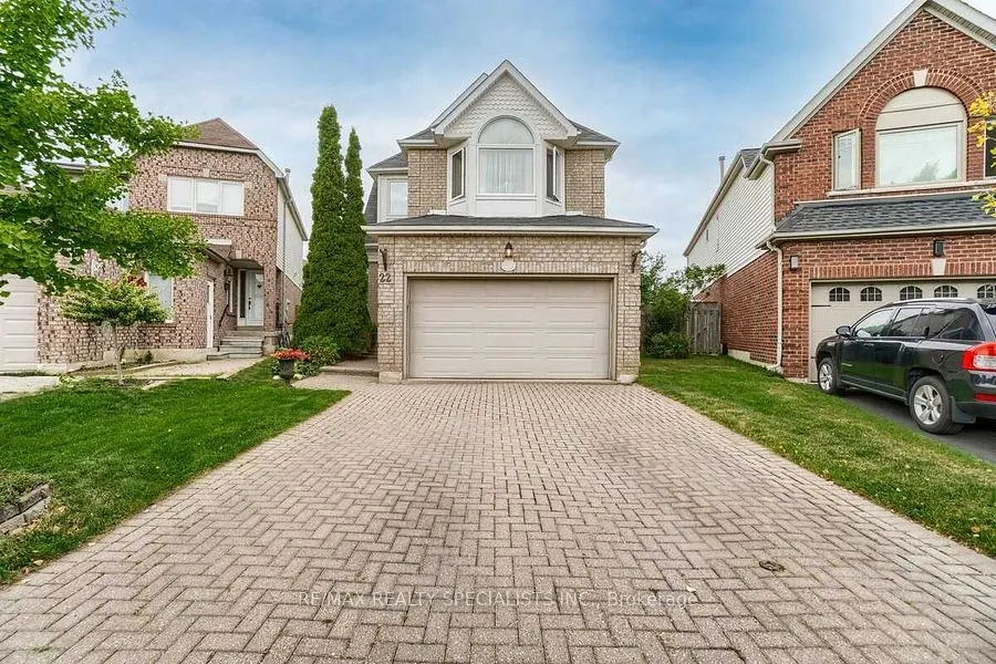 22 Furrows End