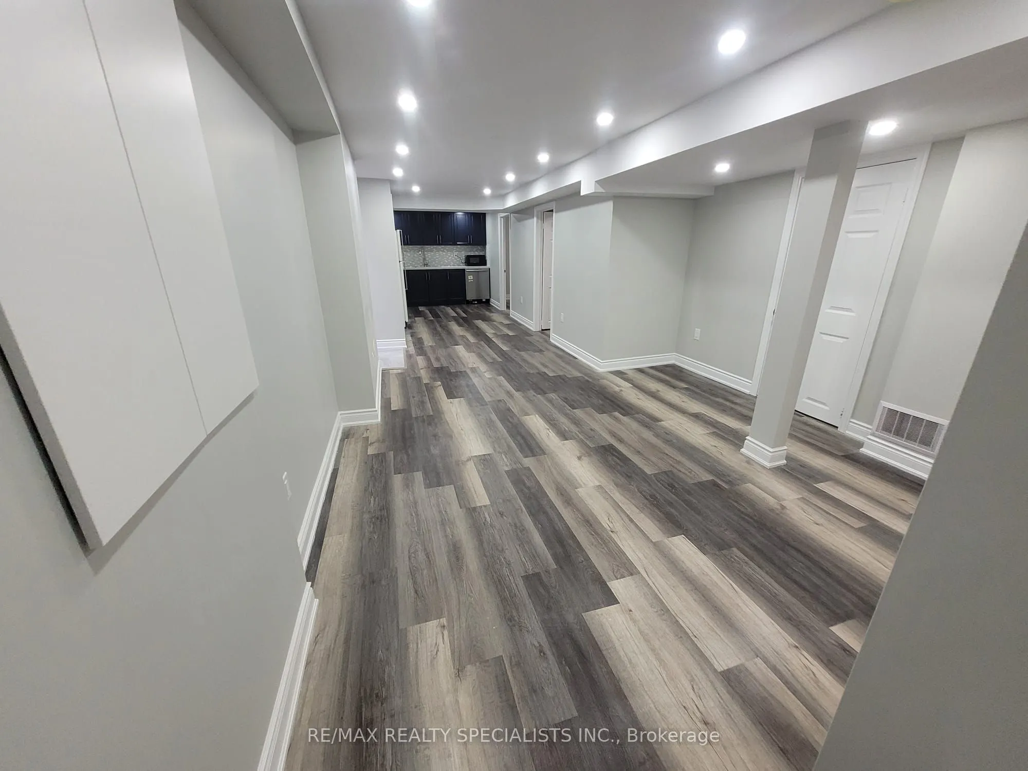 22 Furrows End