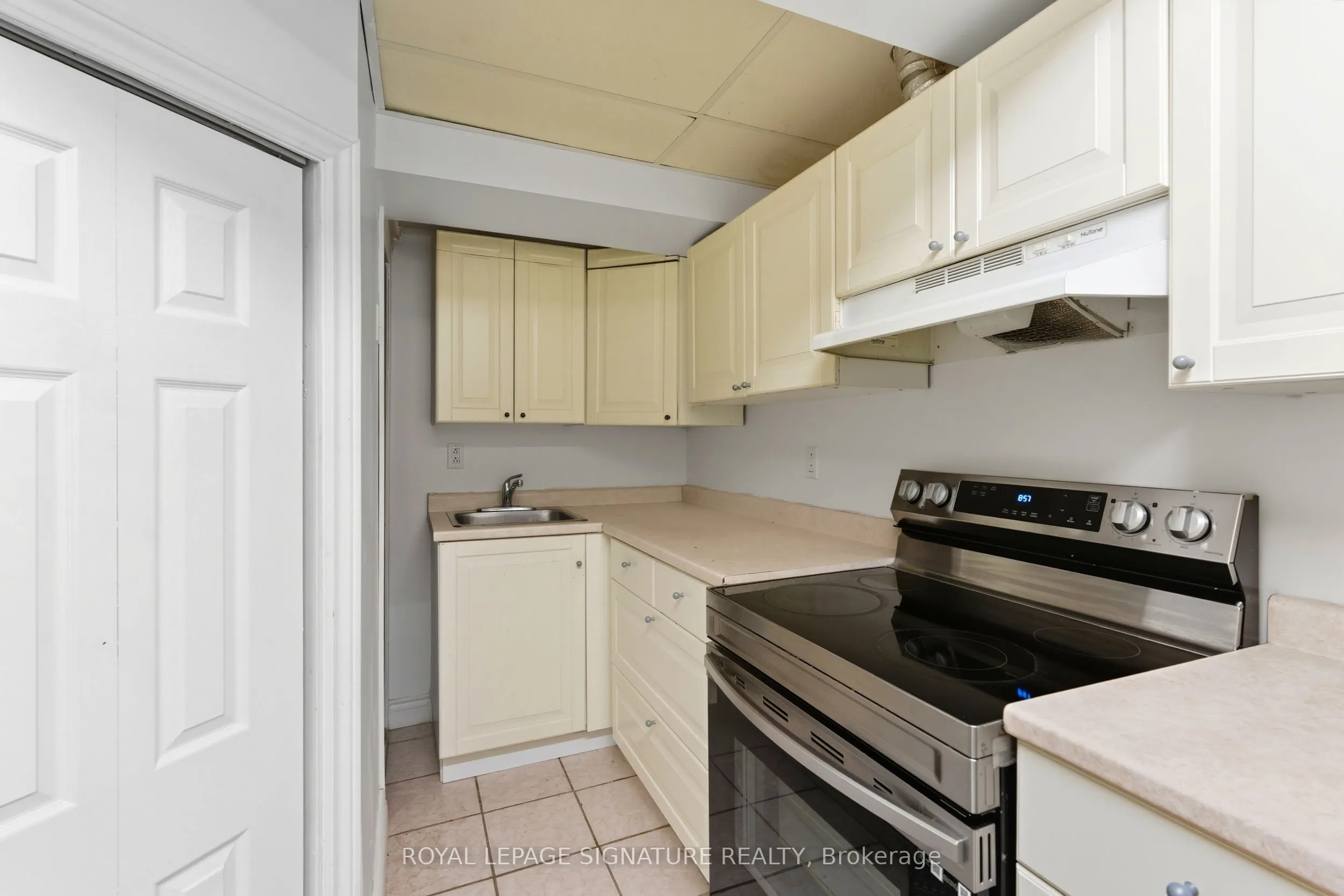 2993 Gulfstream Way