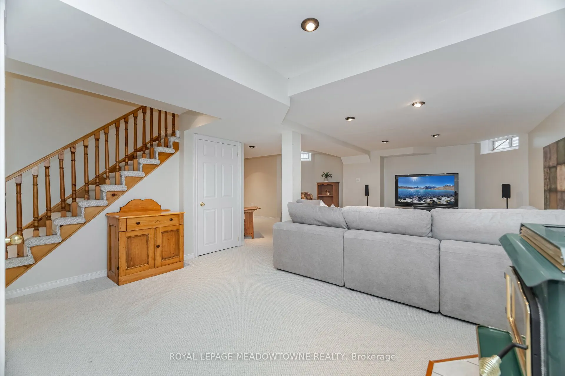 33 Harrop Avenue