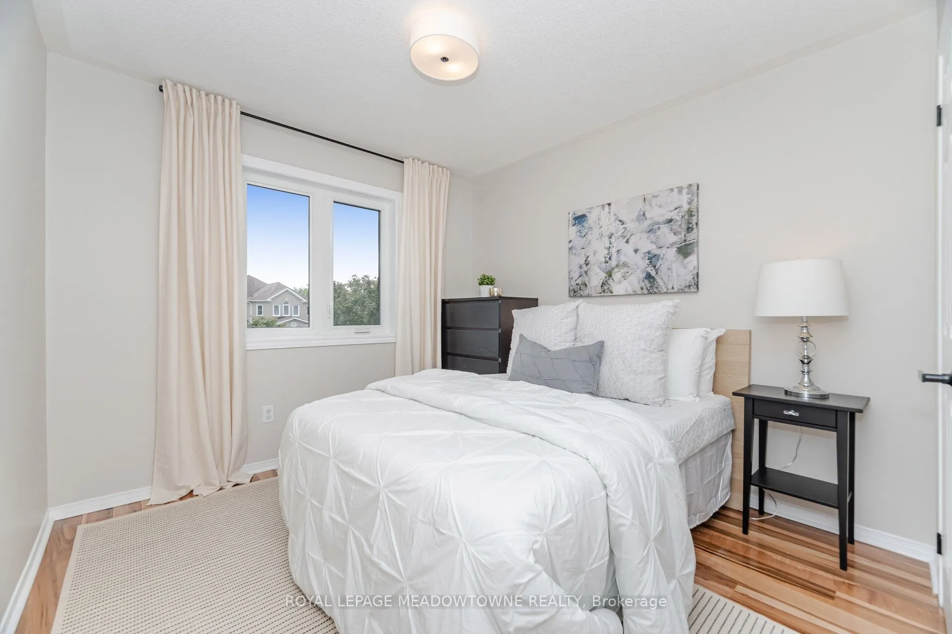 33 Harrop Avenue