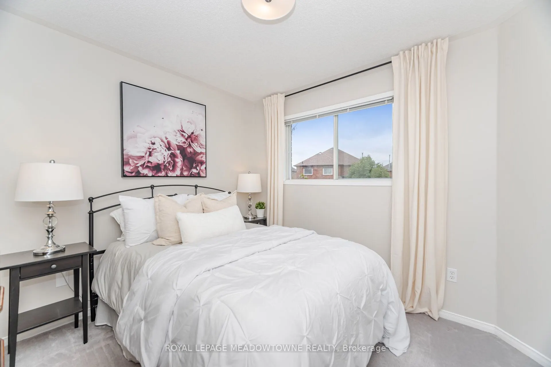 33 Harrop Avenue