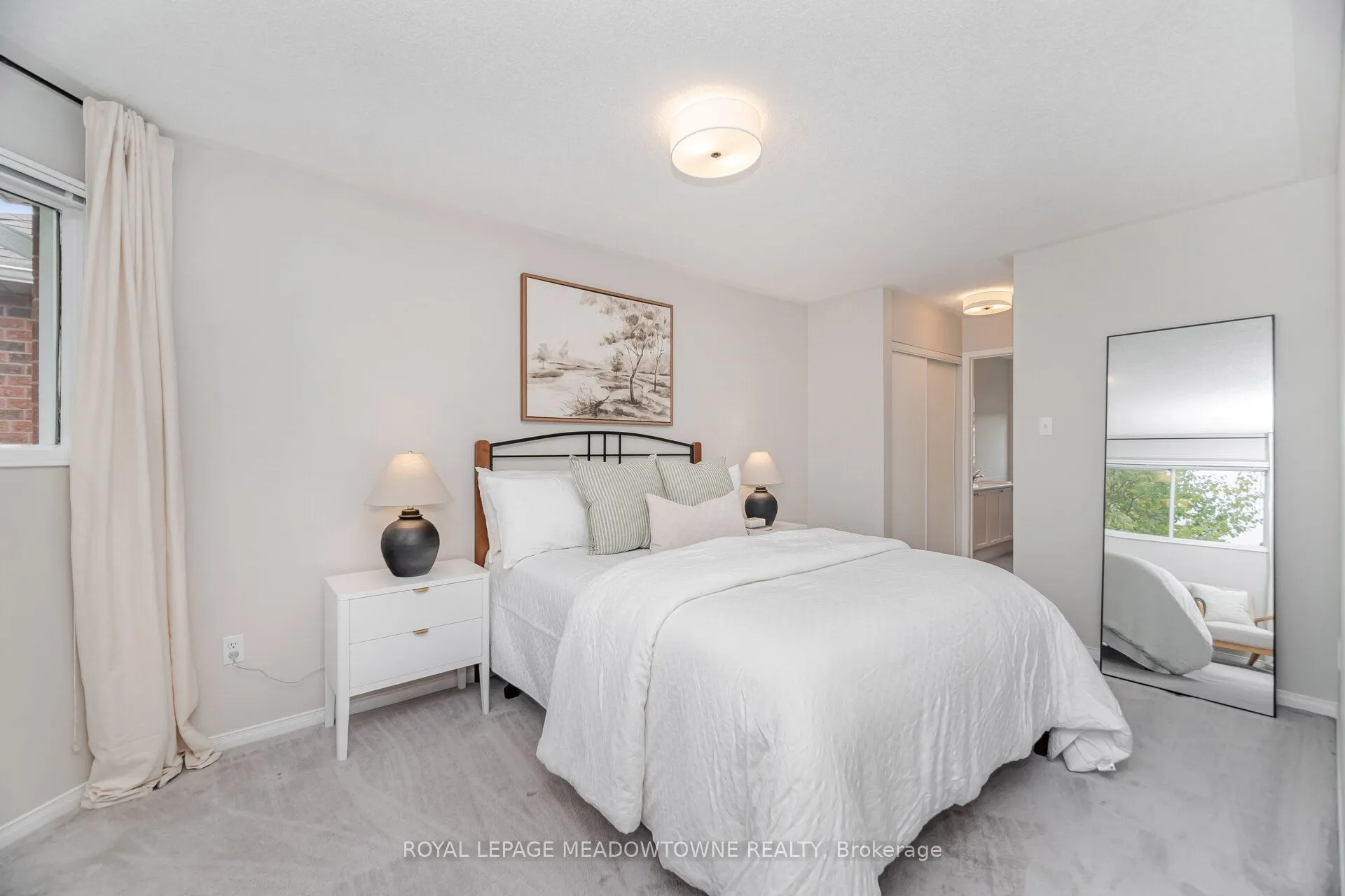 33 Harrop Avenue