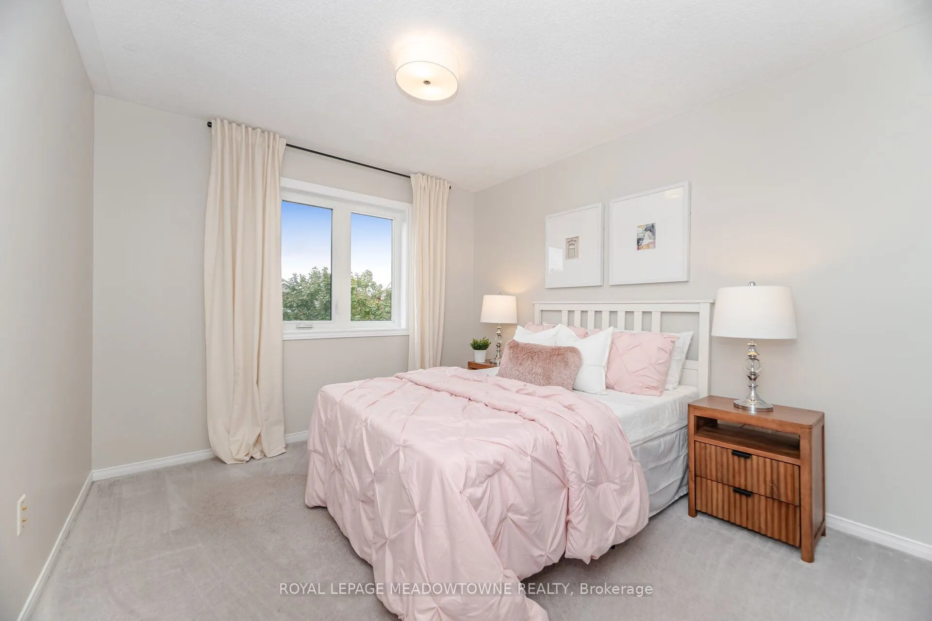 33 Harrop Avenue