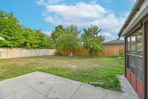 6 Beechwood Crescent
