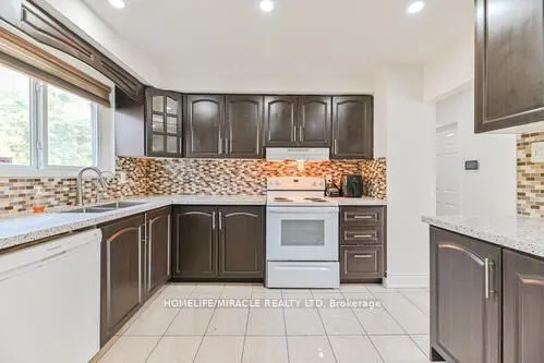6 Beechwood Crescent