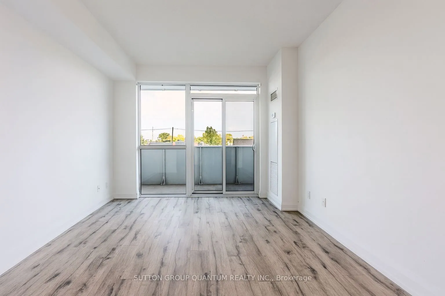 65 Speers Road, #202