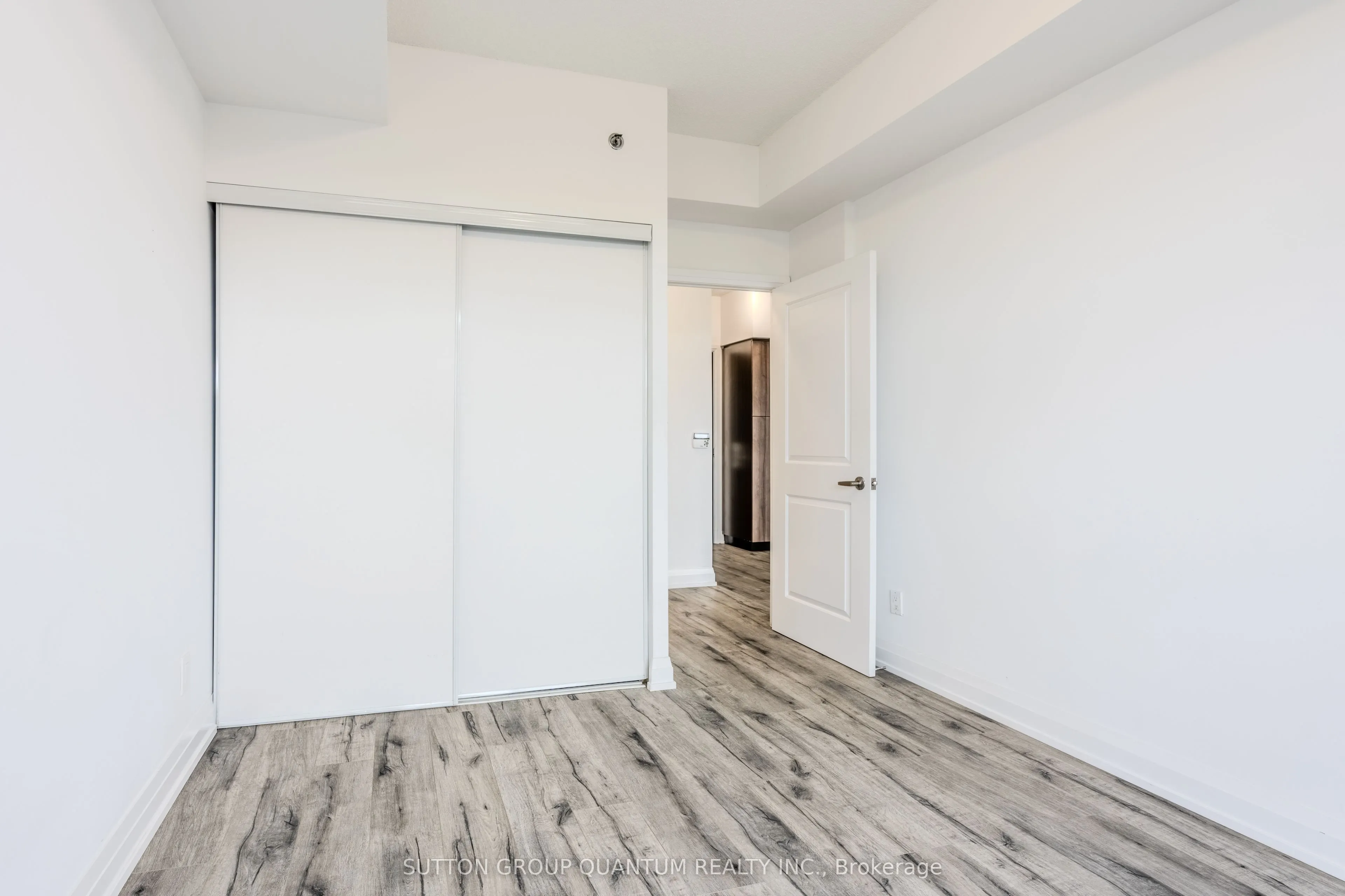 65 Speers Road, #202