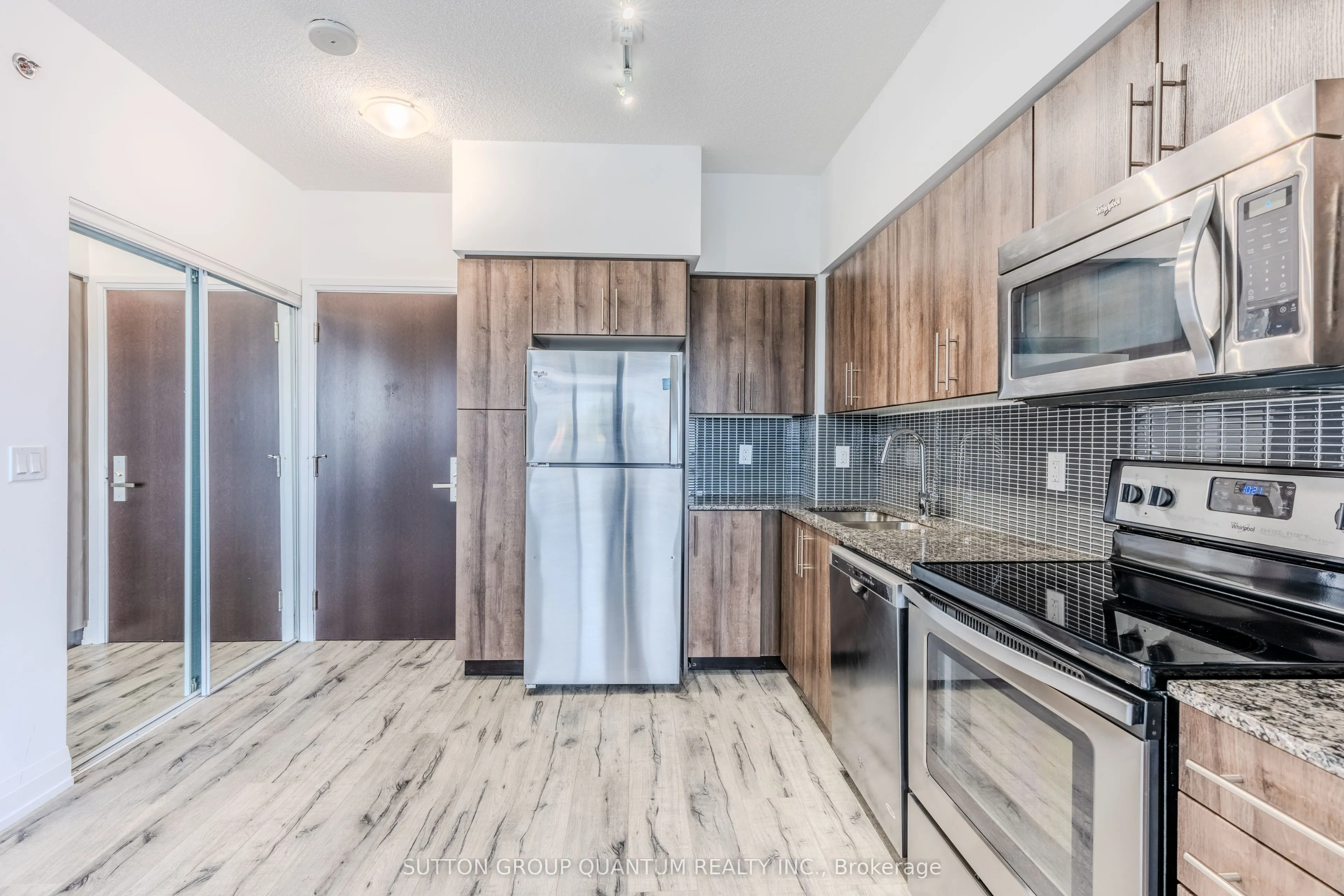 65 Speers Road, #202