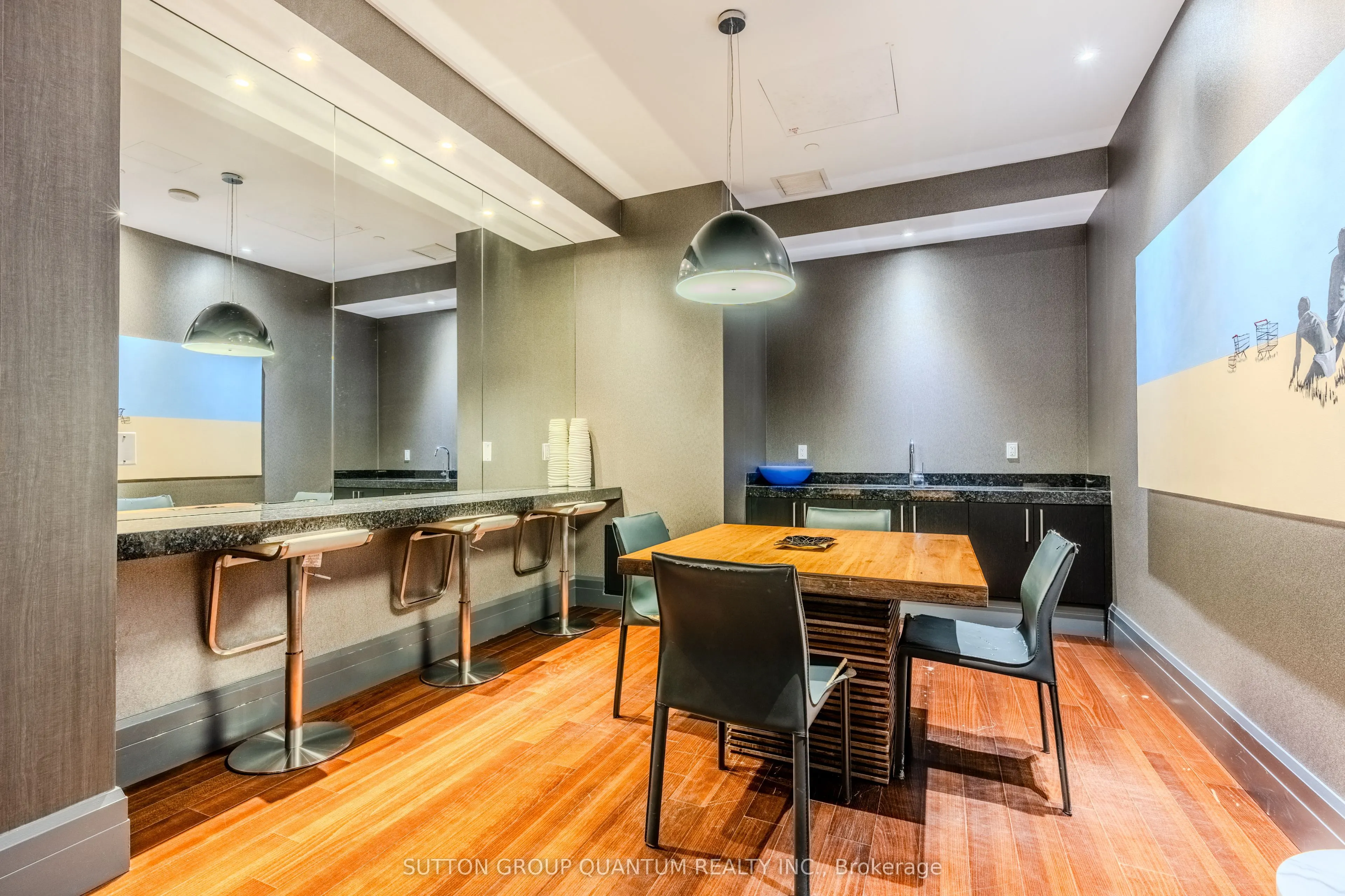 65 Speers Road, #202
