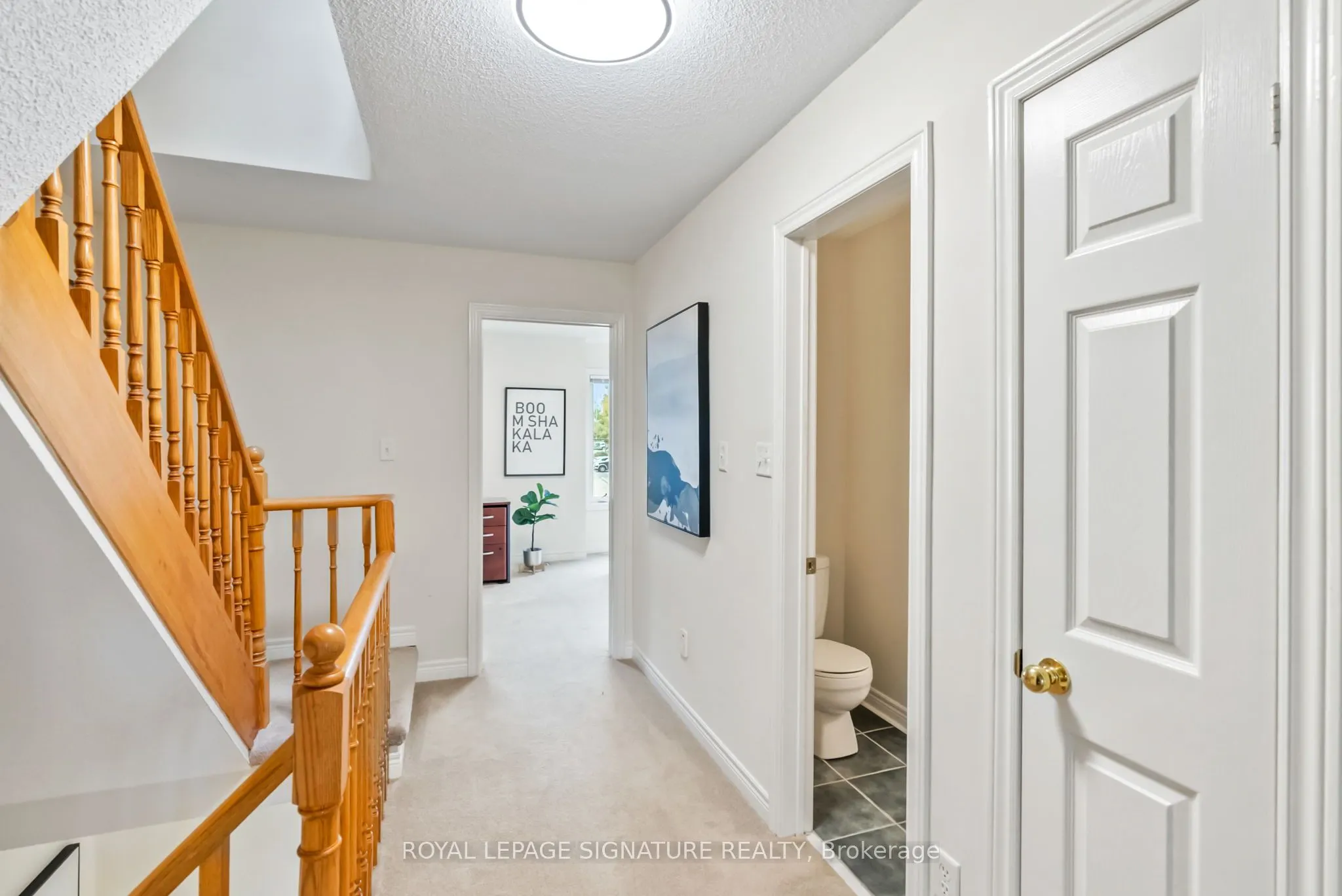 800 Dundas Street W, #25