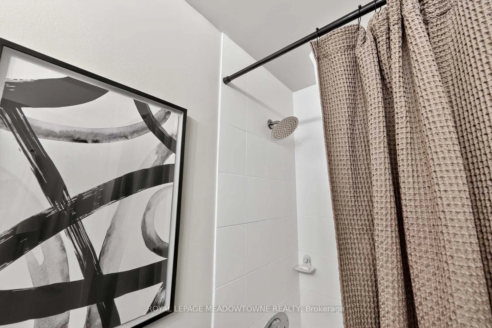 3695 Kaneff Crescent, #102