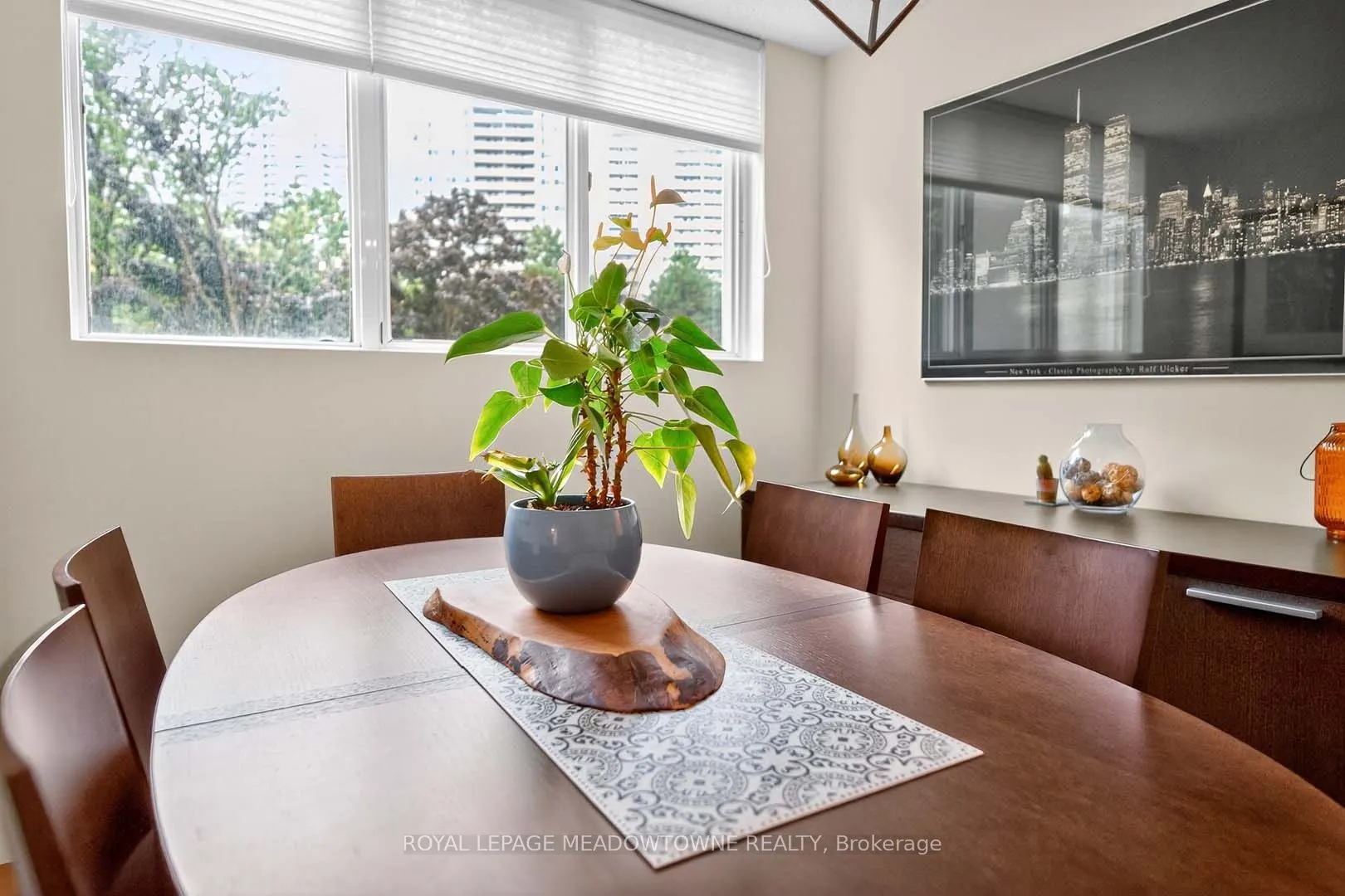 3695 Kaneff Crescent, #102