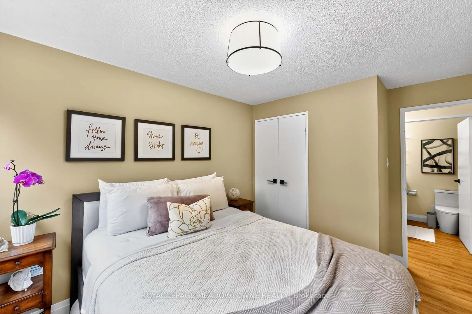 3695 Kaneff Crescent, #102