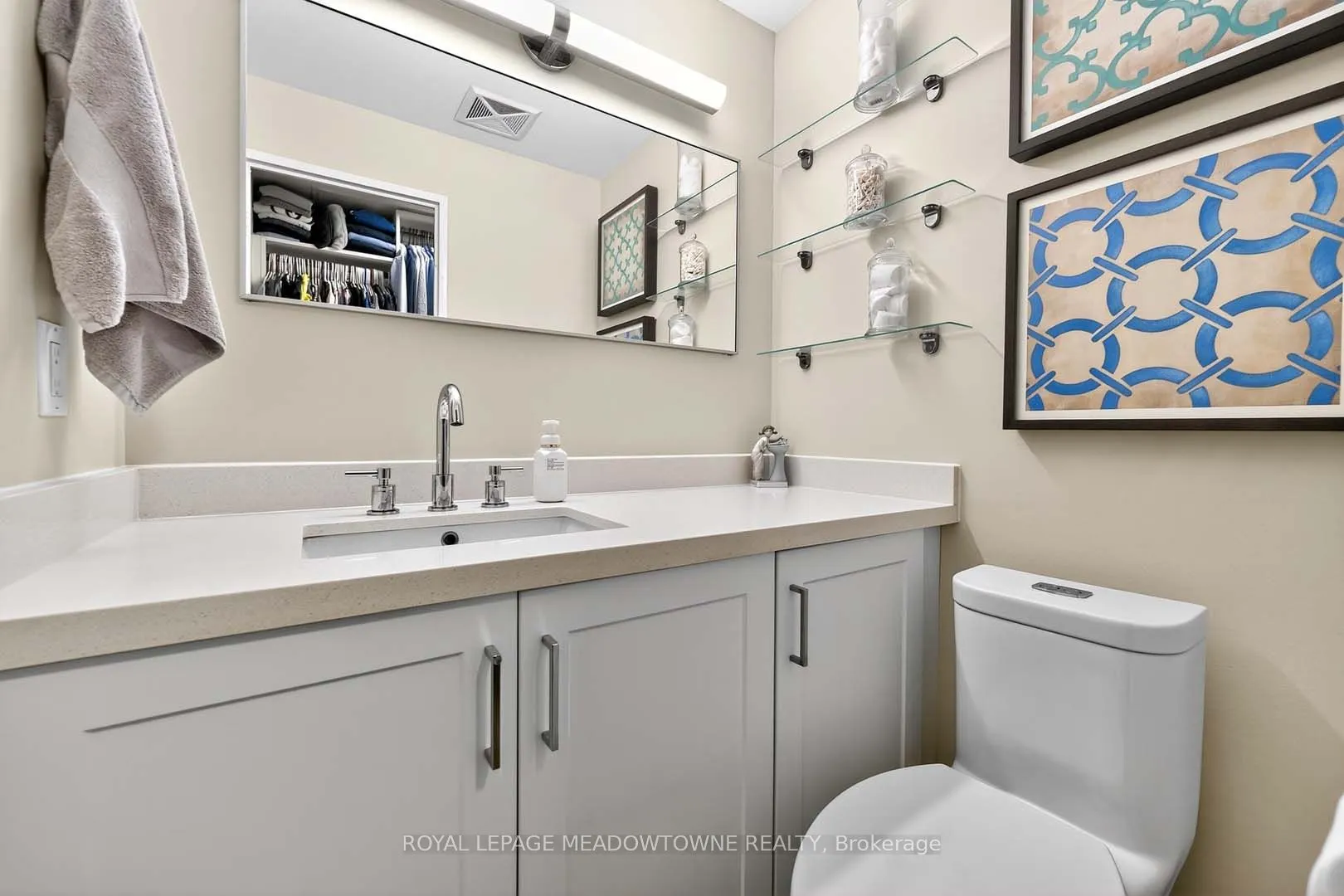 3695 Kaneff Crescent, #102