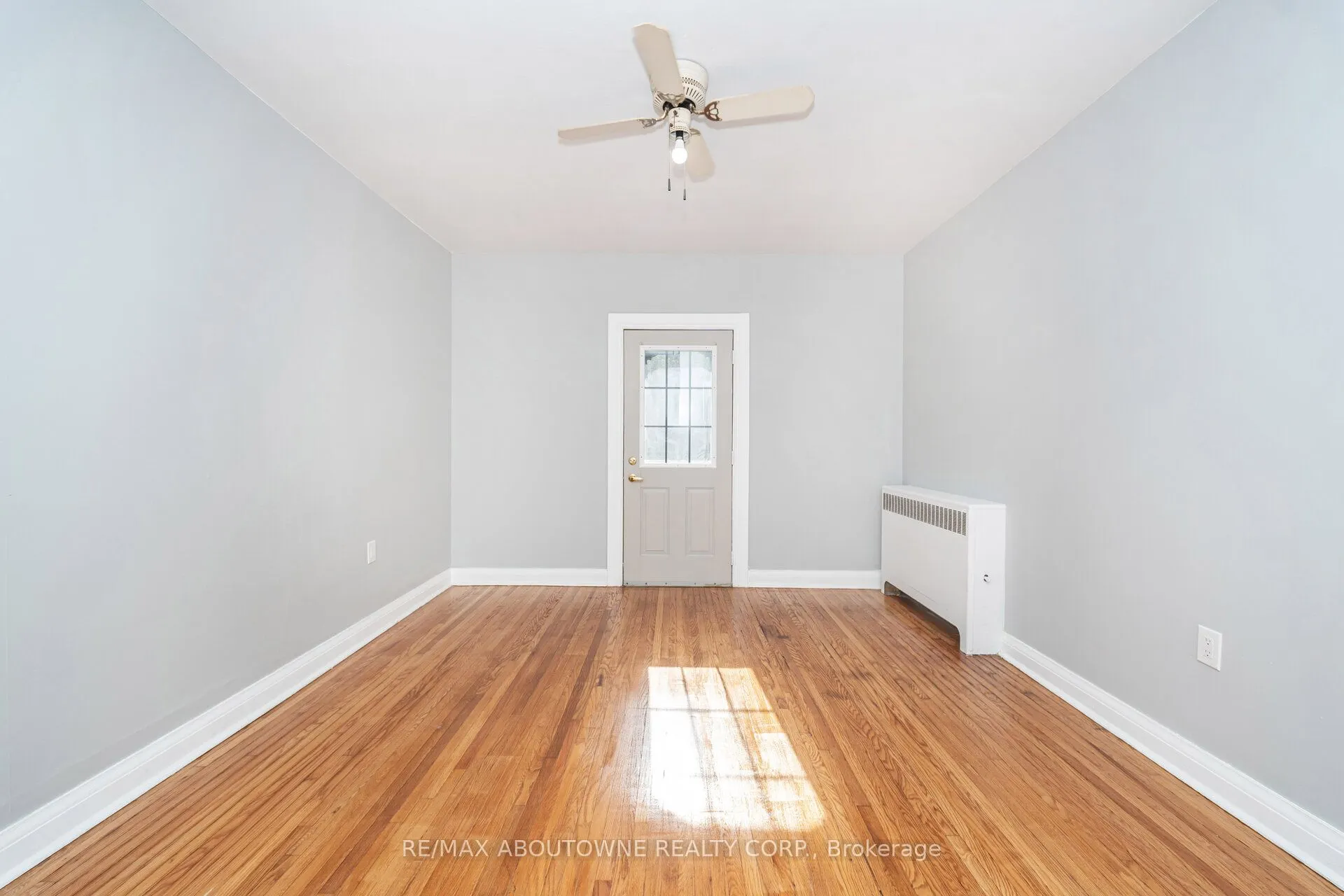 486 Holtby Avenue, #4