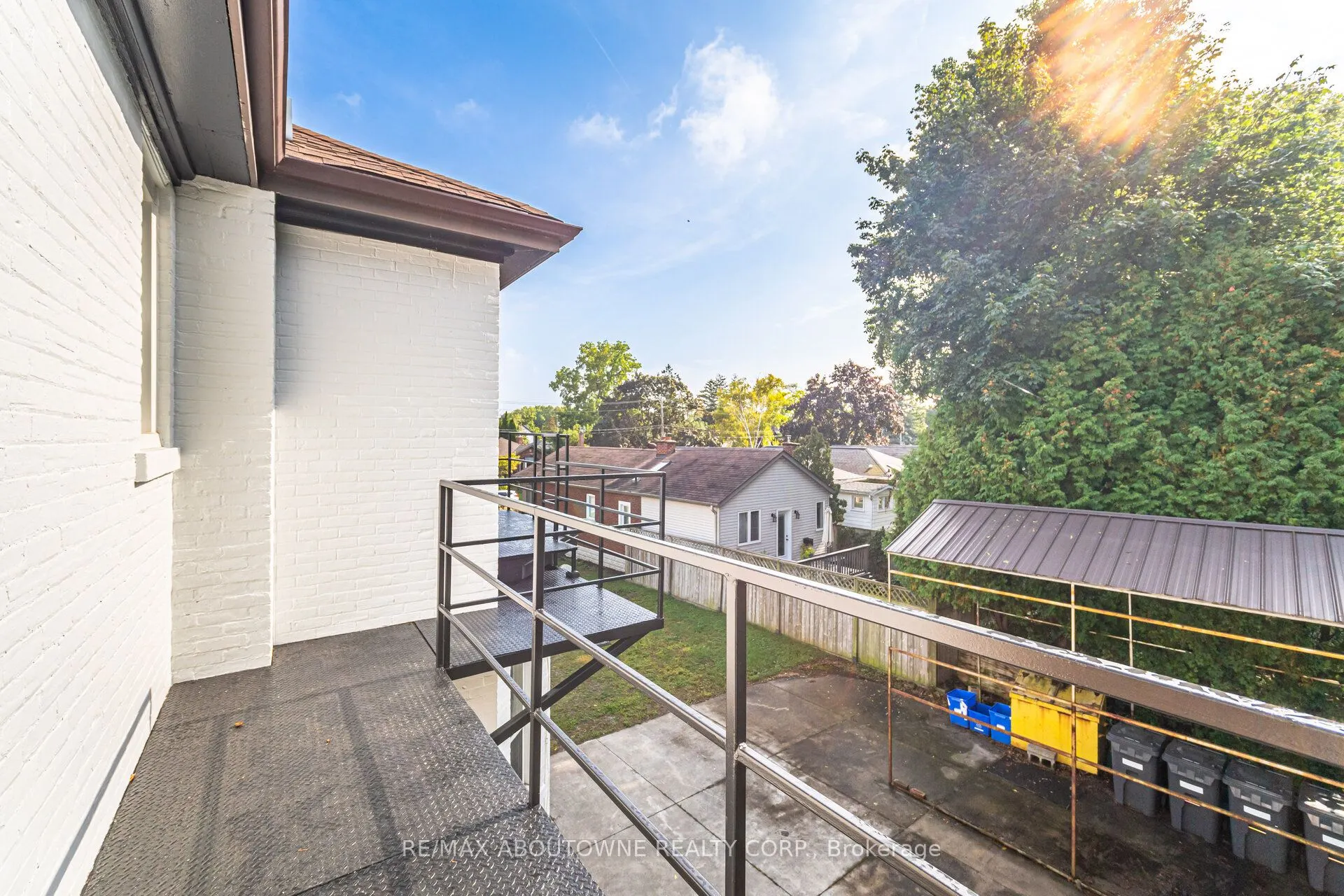 486 Holtby Avenue, #4