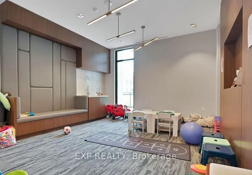 25 neighbourhood Lane, #107