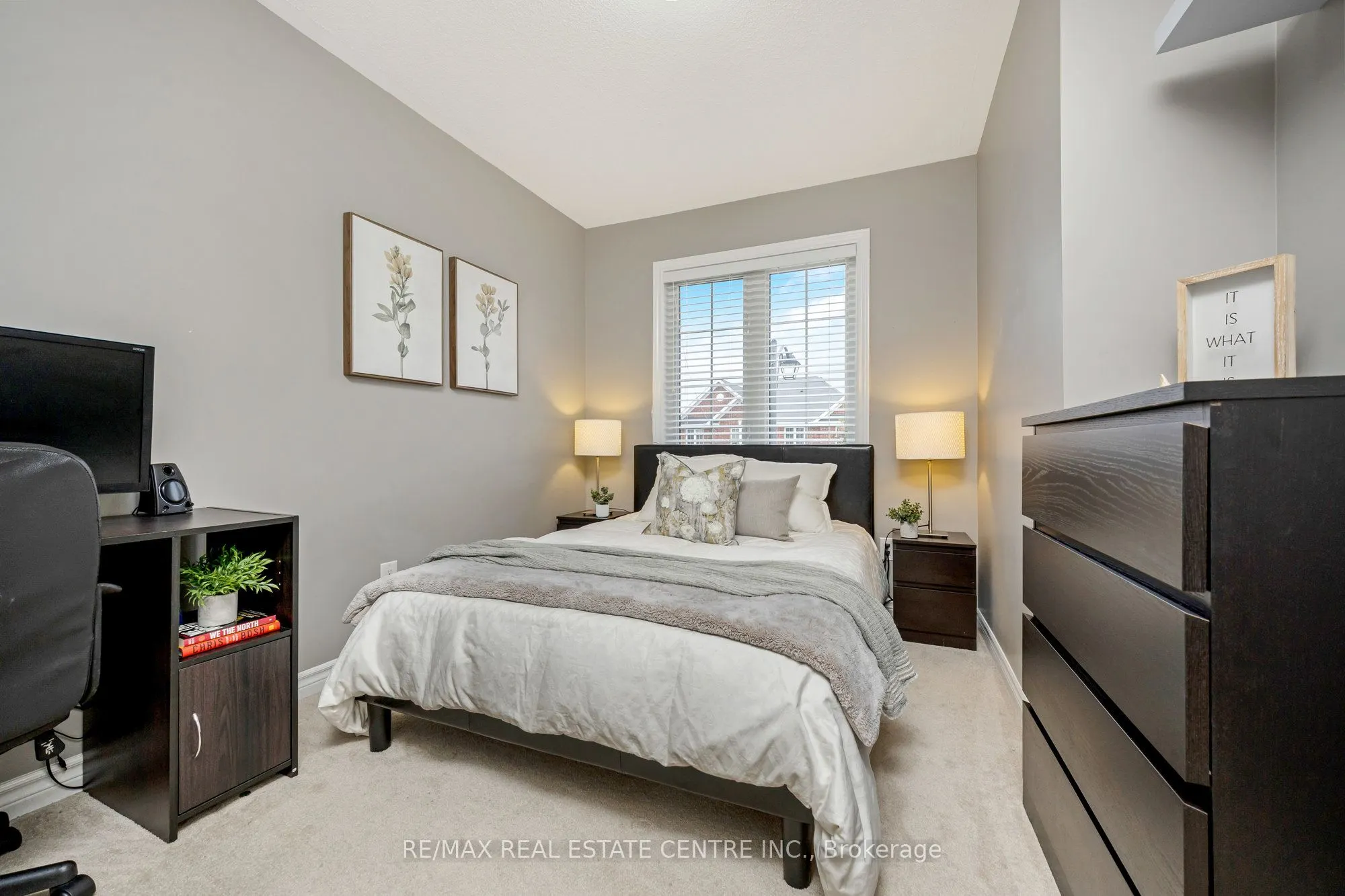 1244 Ruddy Crescent