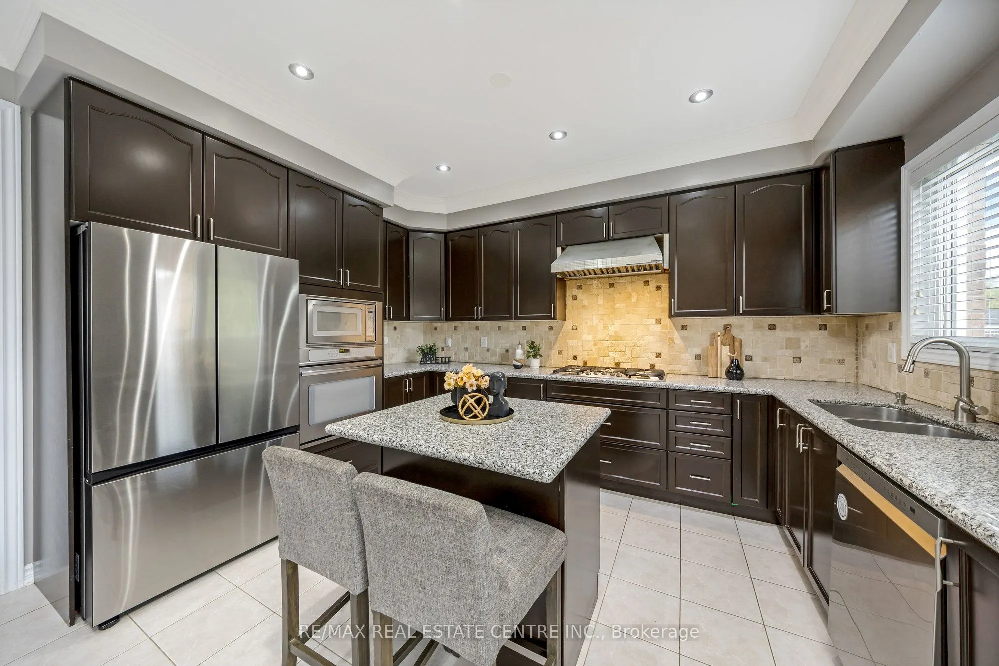 1244 Ruddy Crescent