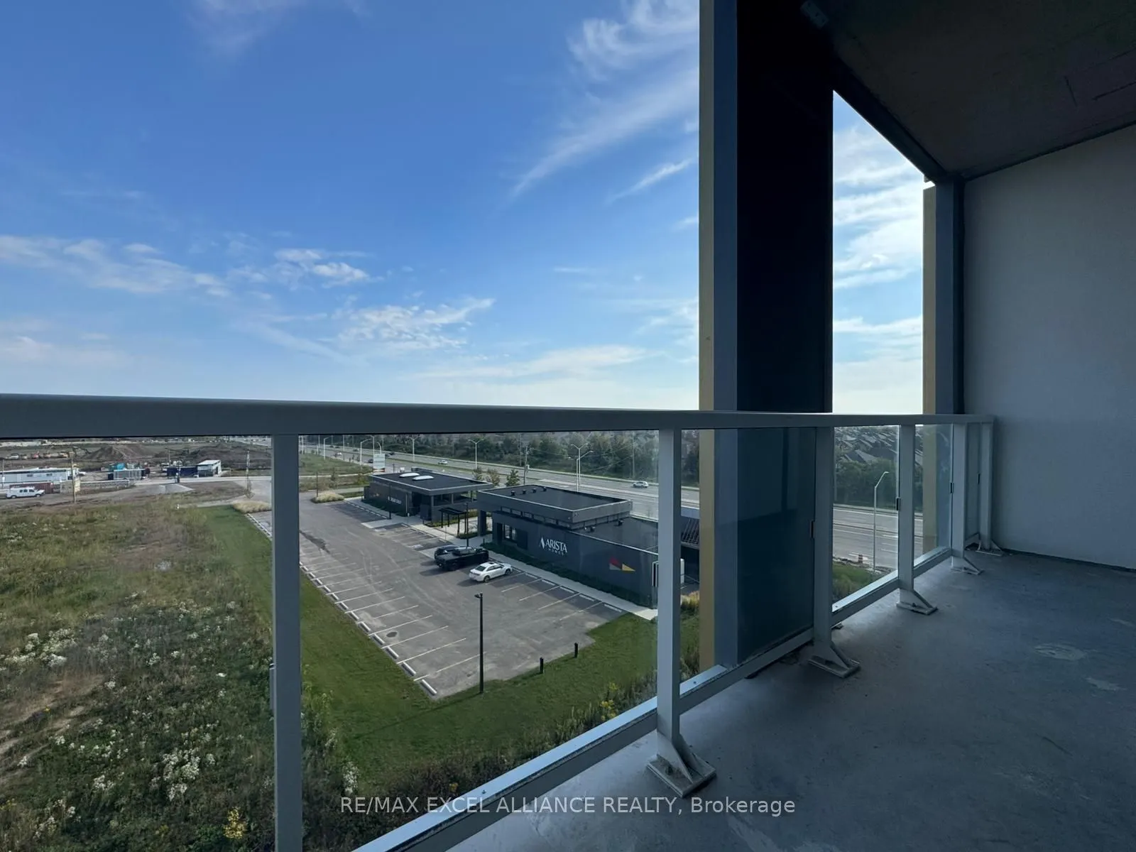 1005 Dundas Street E, #711