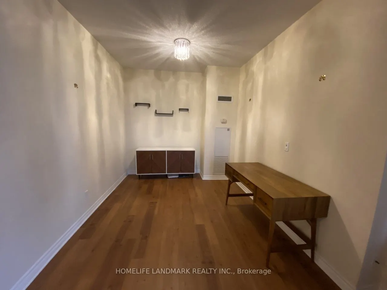 388 Prince of Wales Drive, #2402