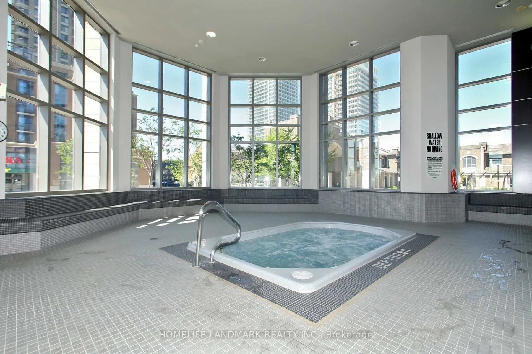 388 Prince of Wales Drive, #2402