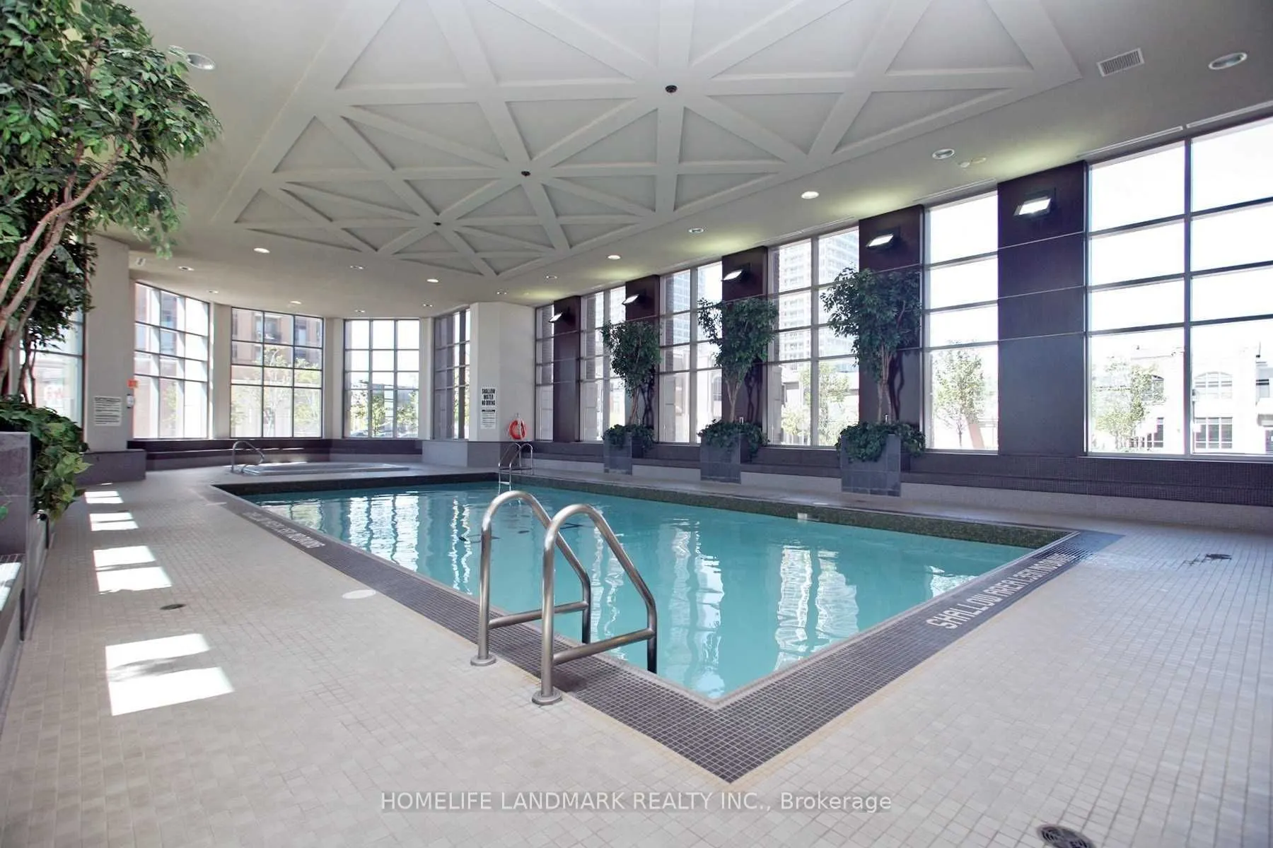 388 Prince of Wales Drive, #2402