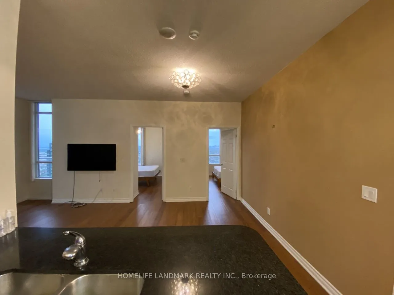 388 Prince of Wales Drive, #2402