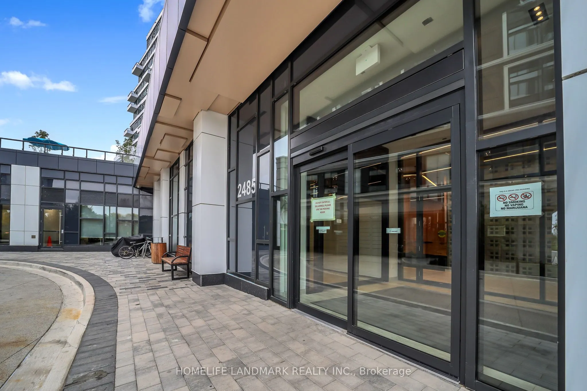 2485 Eglinton Avenue W, #905