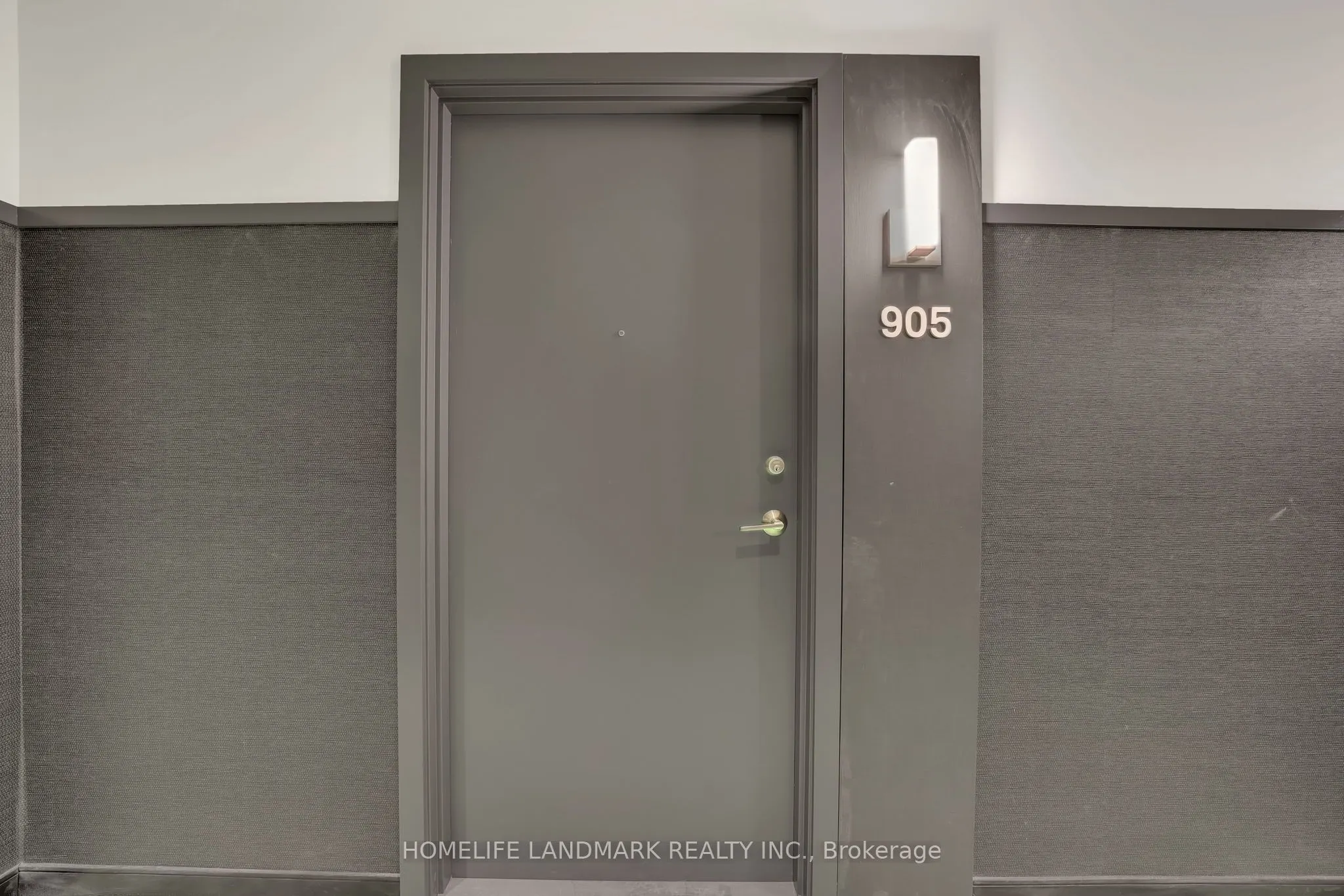 2485 Eglinton Avenue W, #905