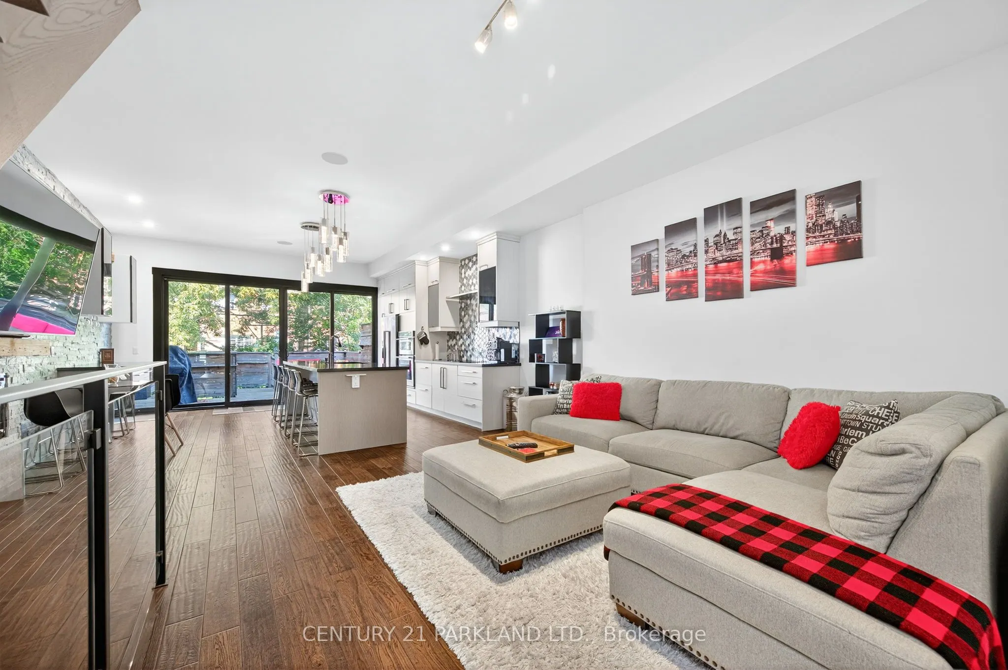 10 Rexford Road