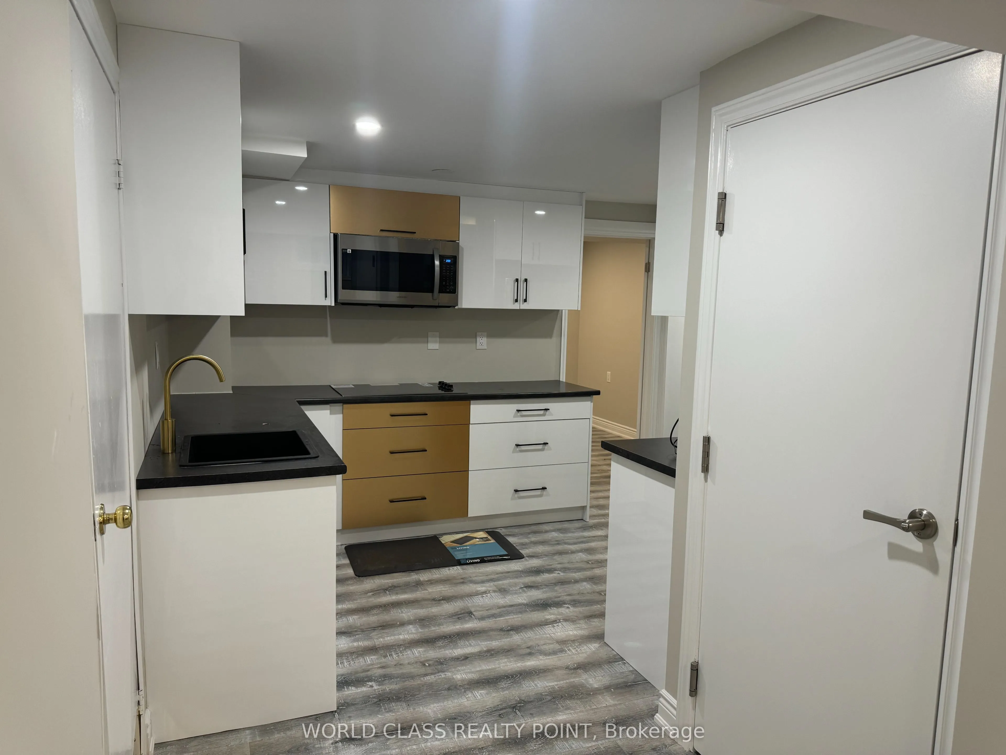 BSMT 2232 Sandringham Drive