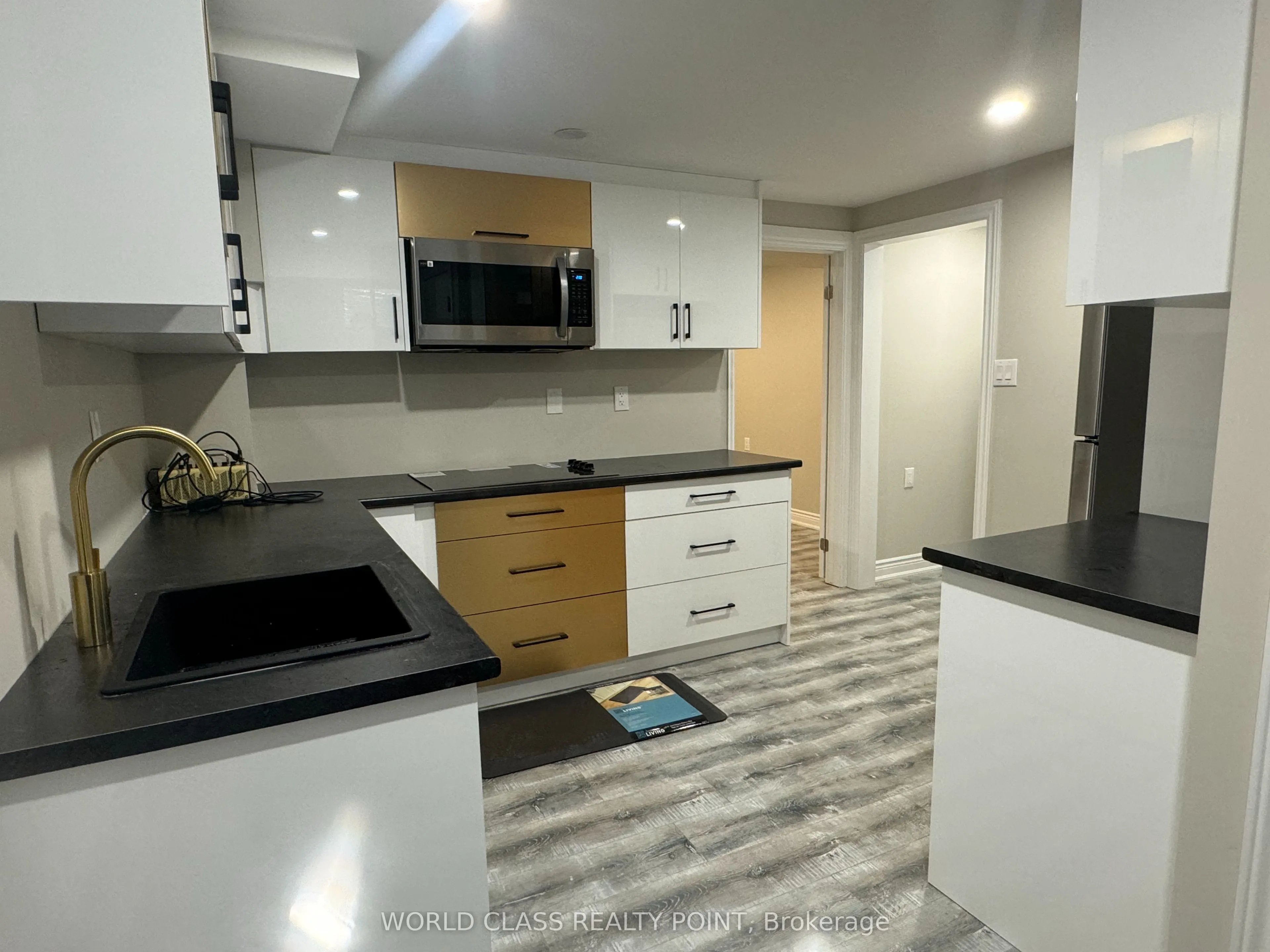 BSMT 2232 Sandringham Drive