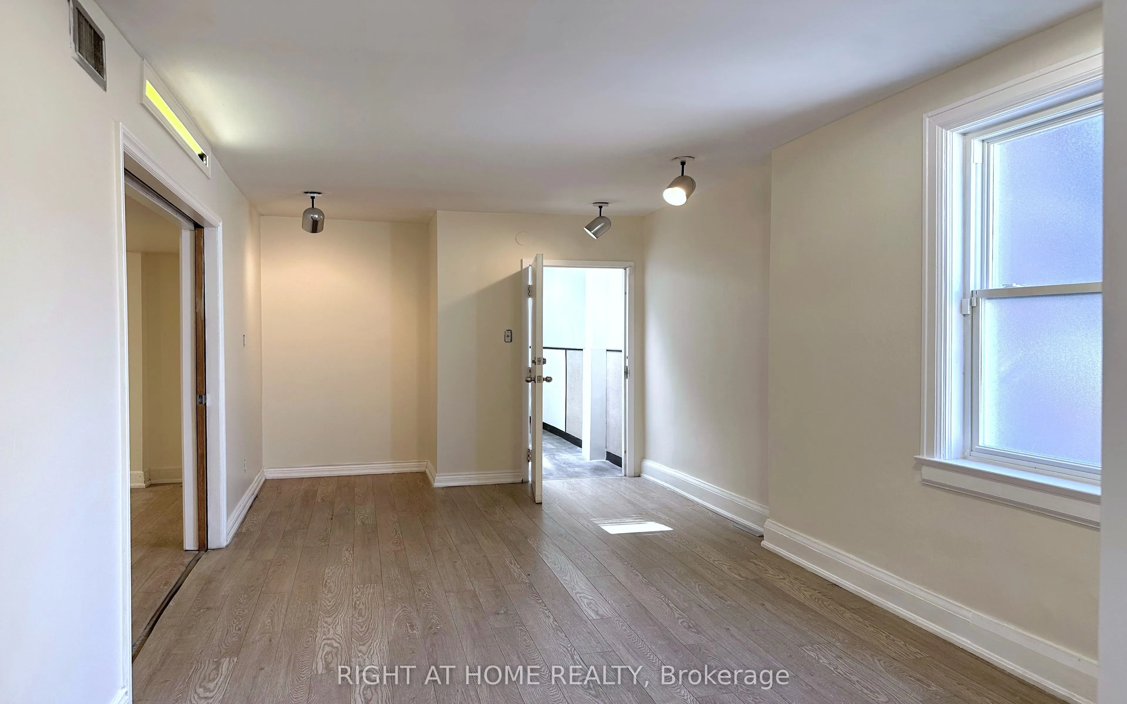 1911 Weston Road, #202