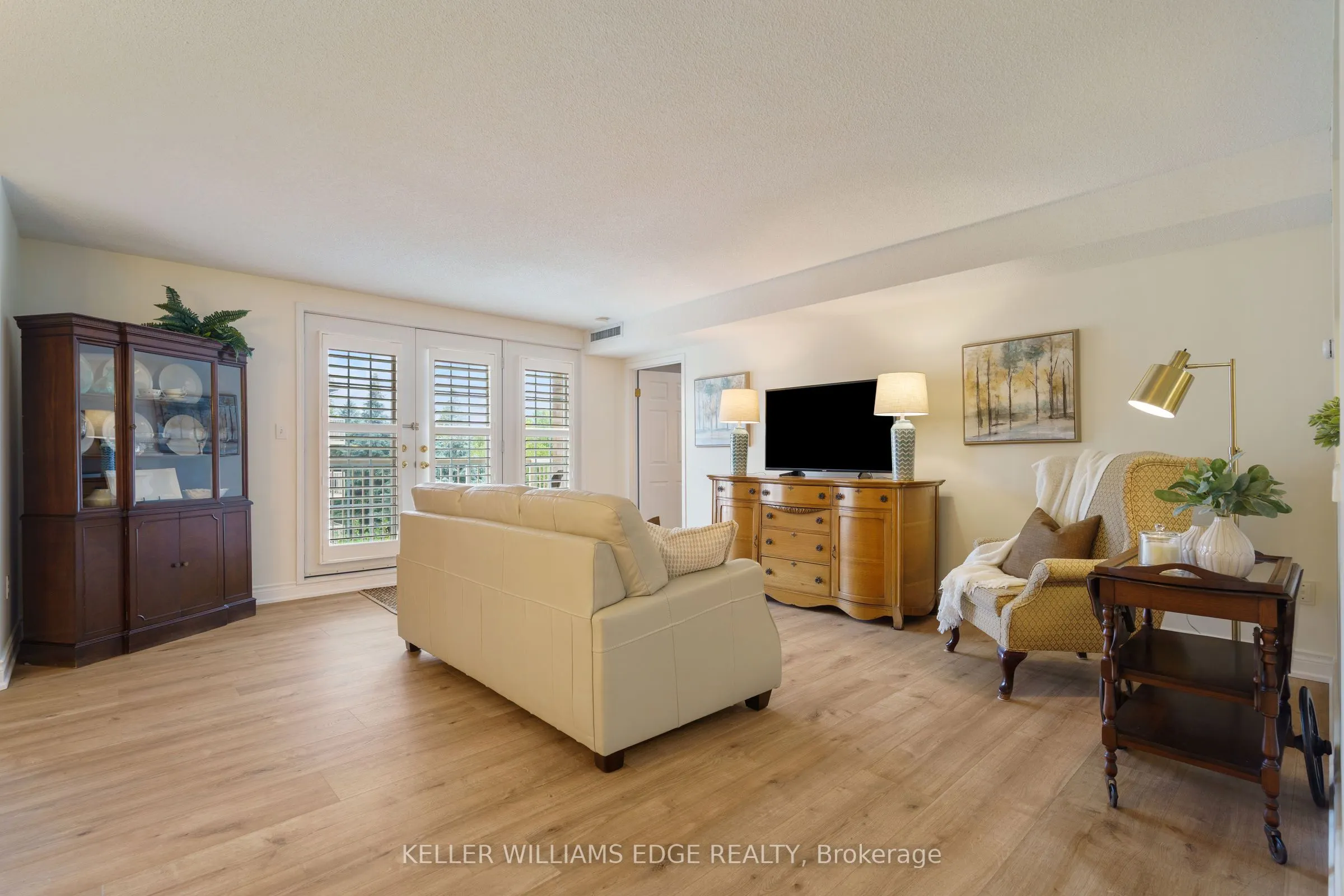 216 Plains Road W, #A304