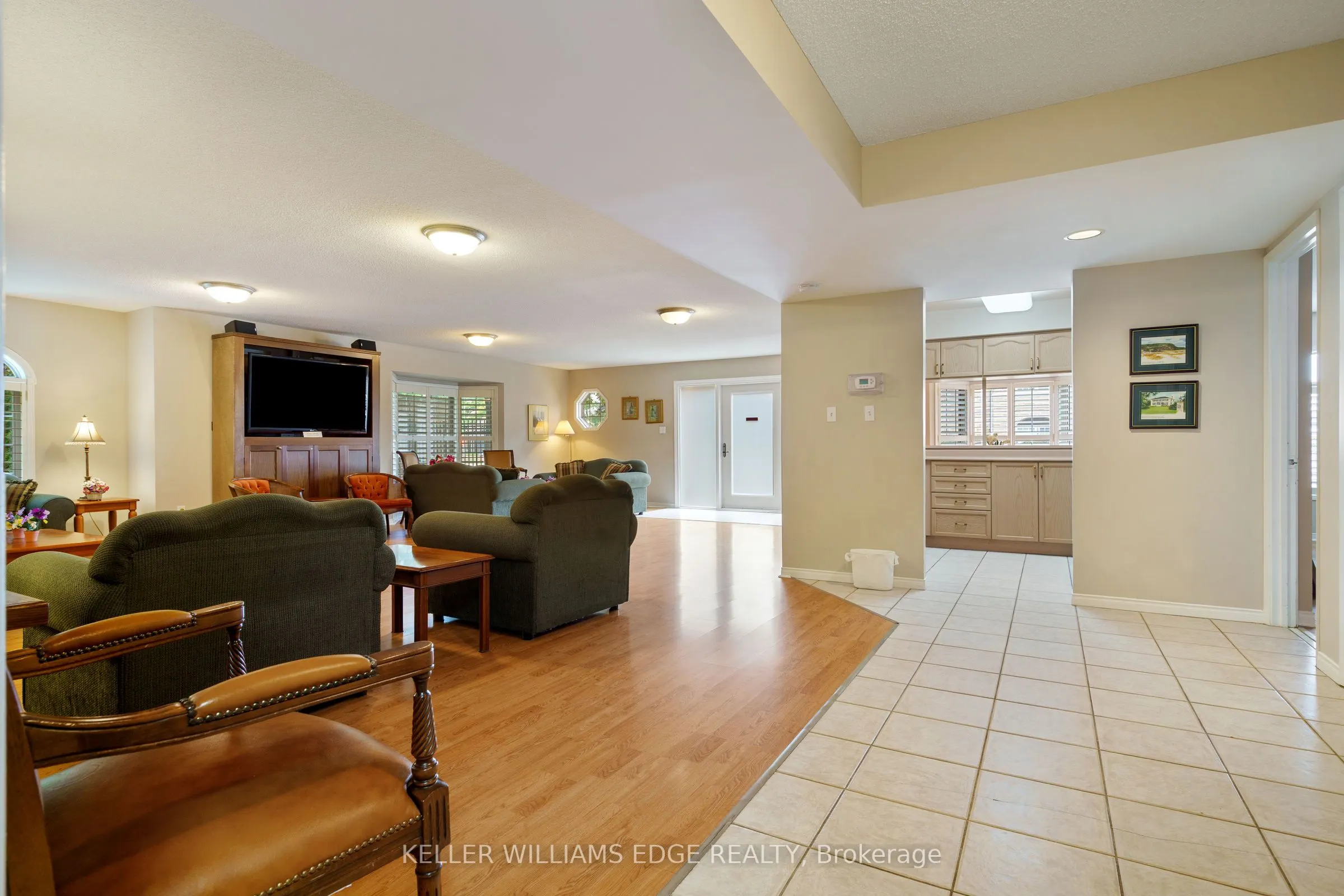 216 Plains Road W, #A304