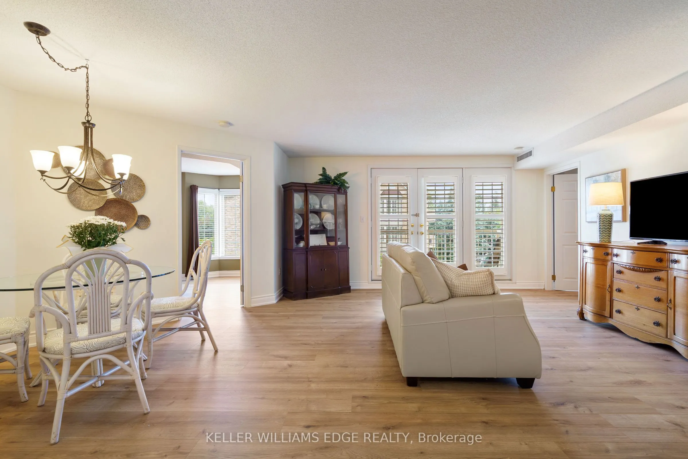 216 Plains Road W, #A304