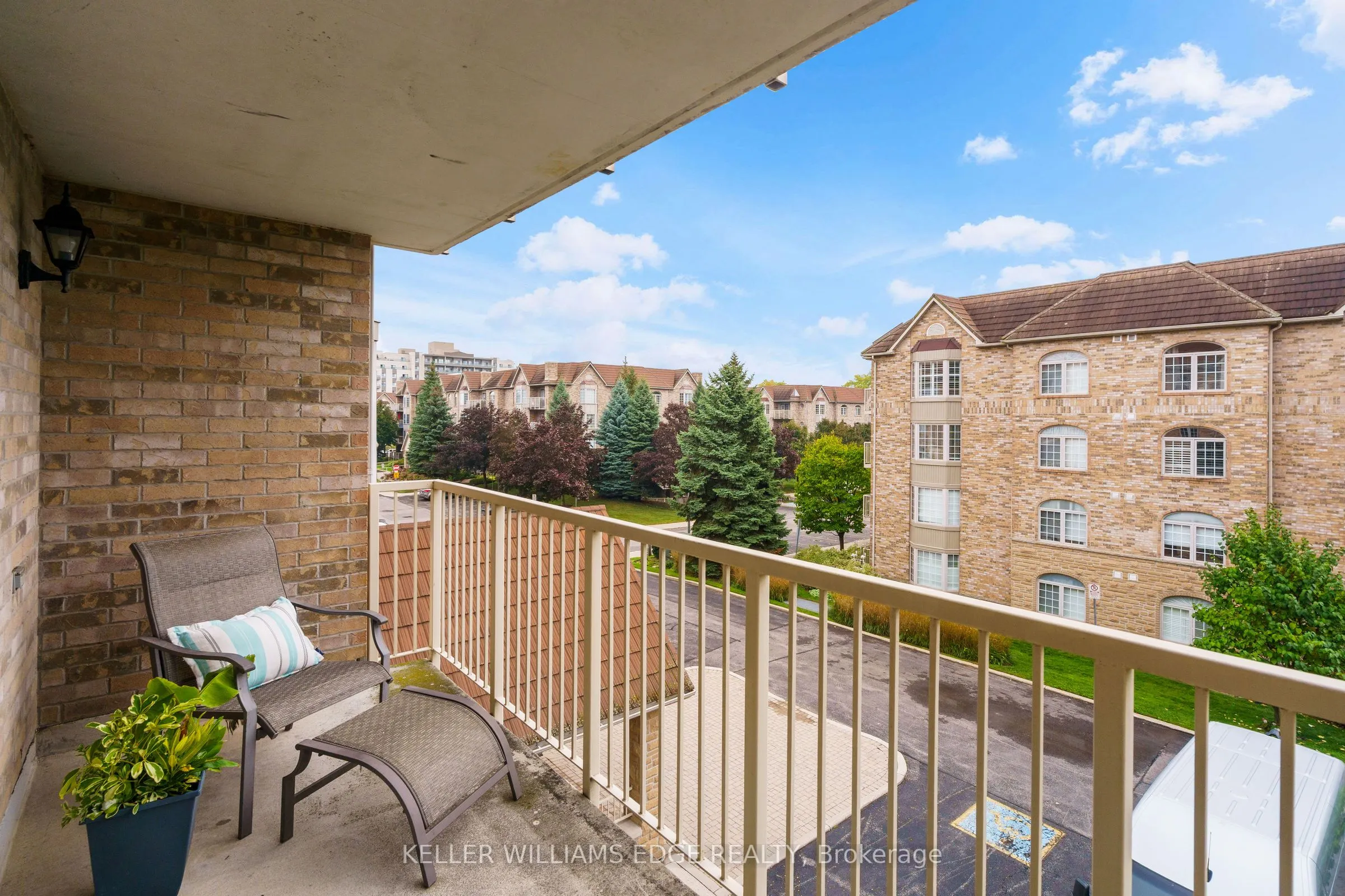 216 Plains Road W, #A304