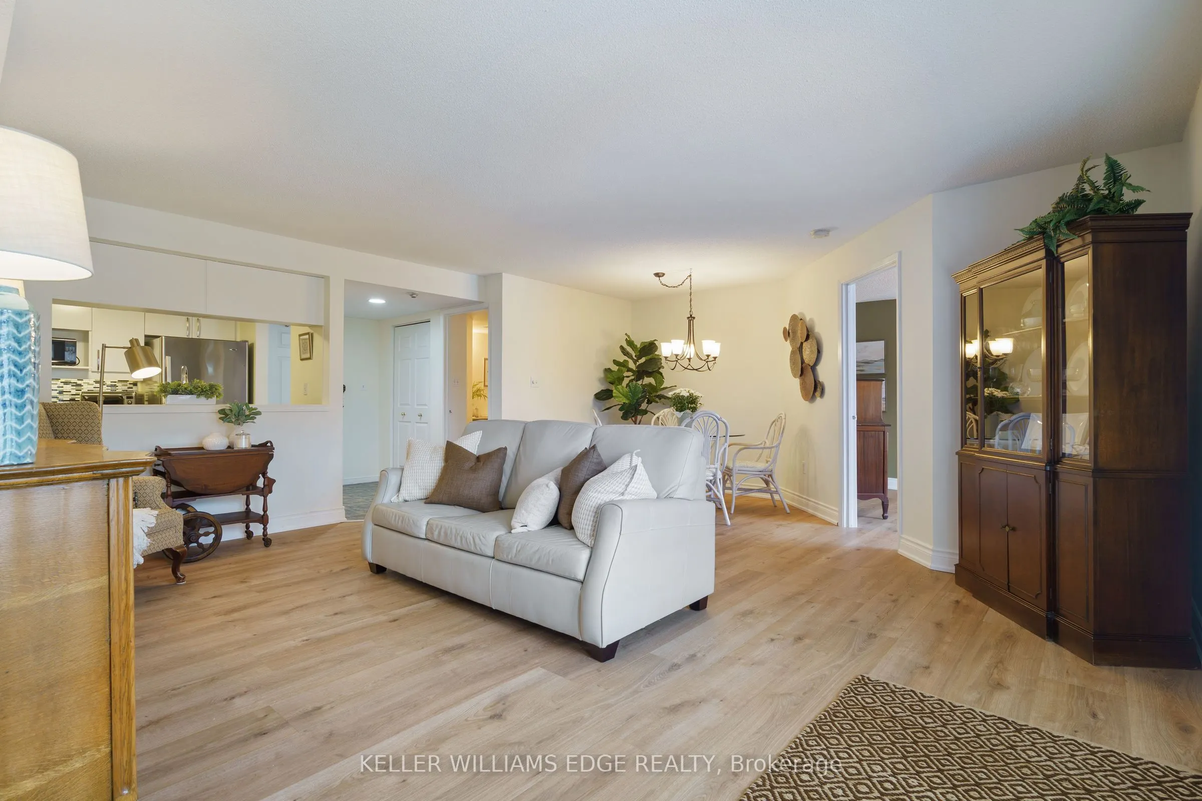 216 Plains Road W, #A304