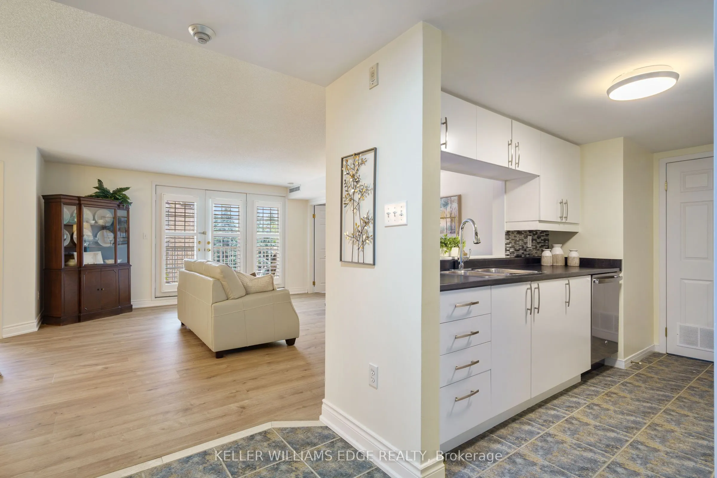 216 Plains Road W, #A304