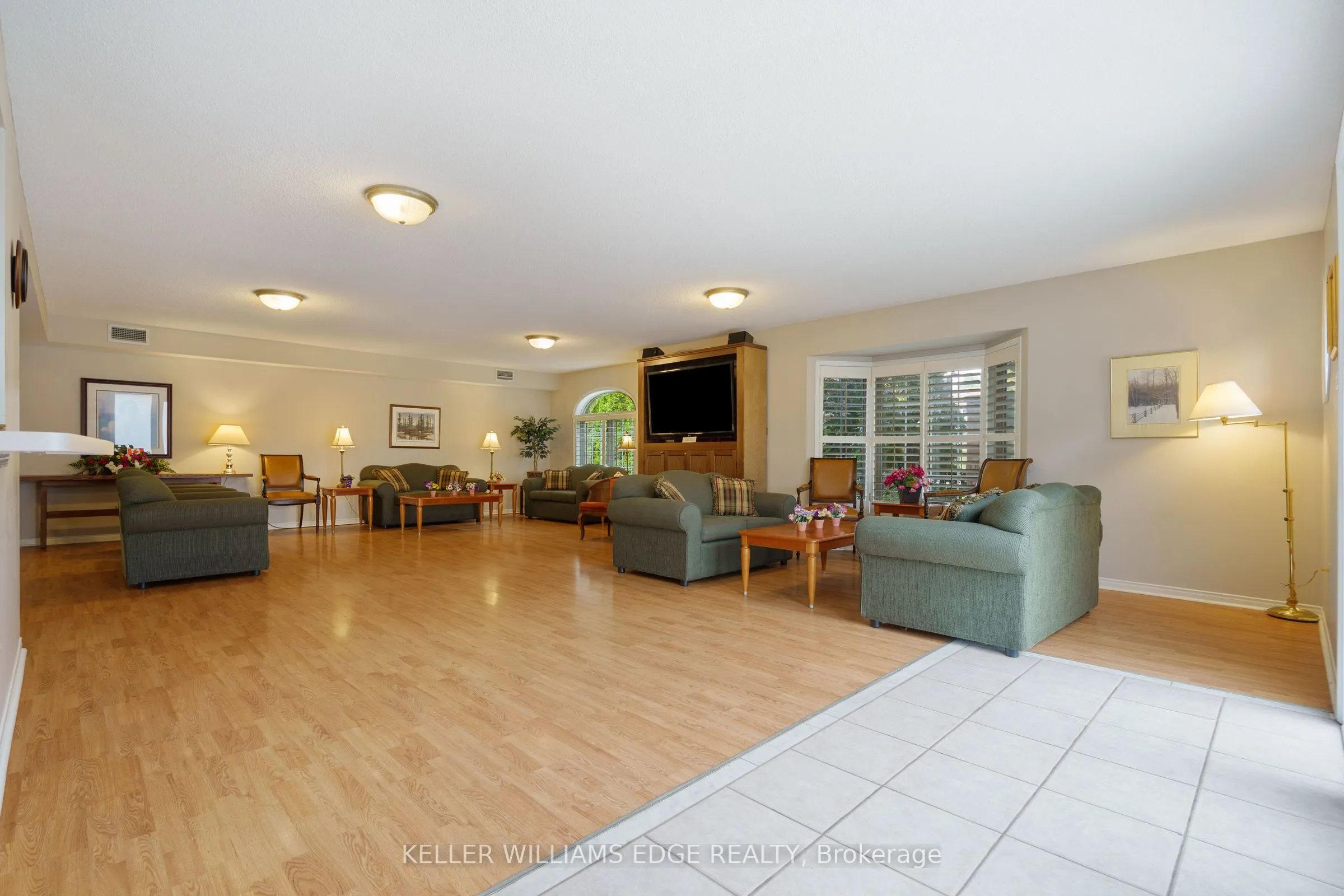 216 Plains Road W, #A304